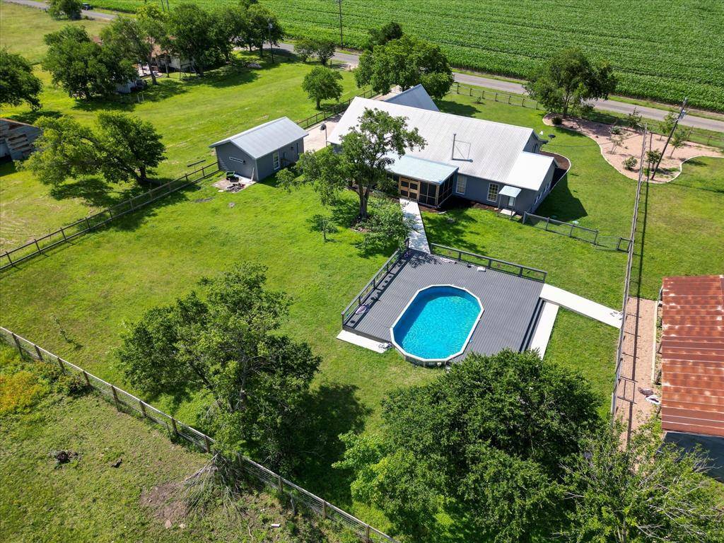 301 County Road 154, Georgetown, TX 78626