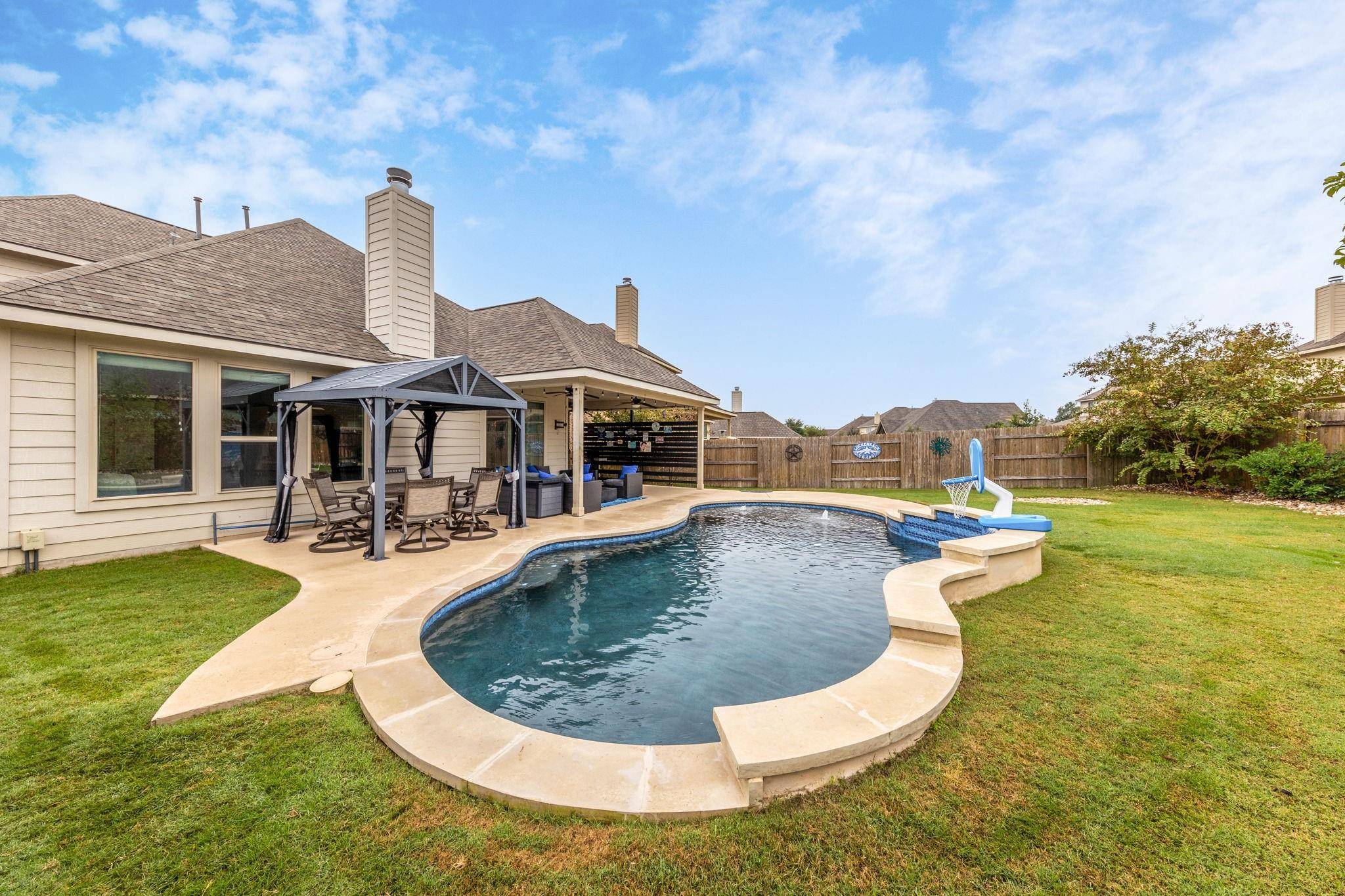 311 Tascate ST, Georgetown, TX 78628