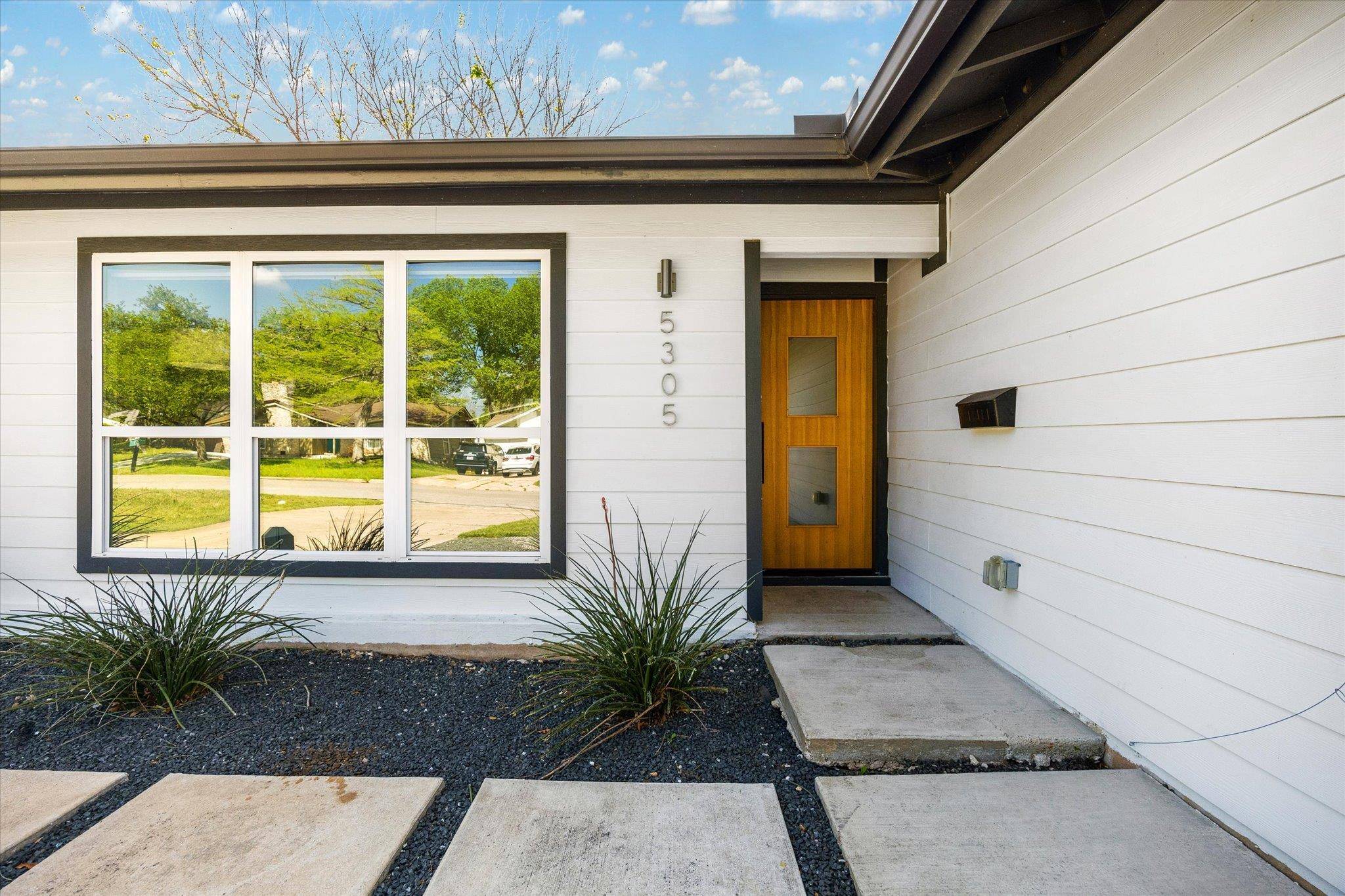 5305 Basswood LN, Austin, TX 78723