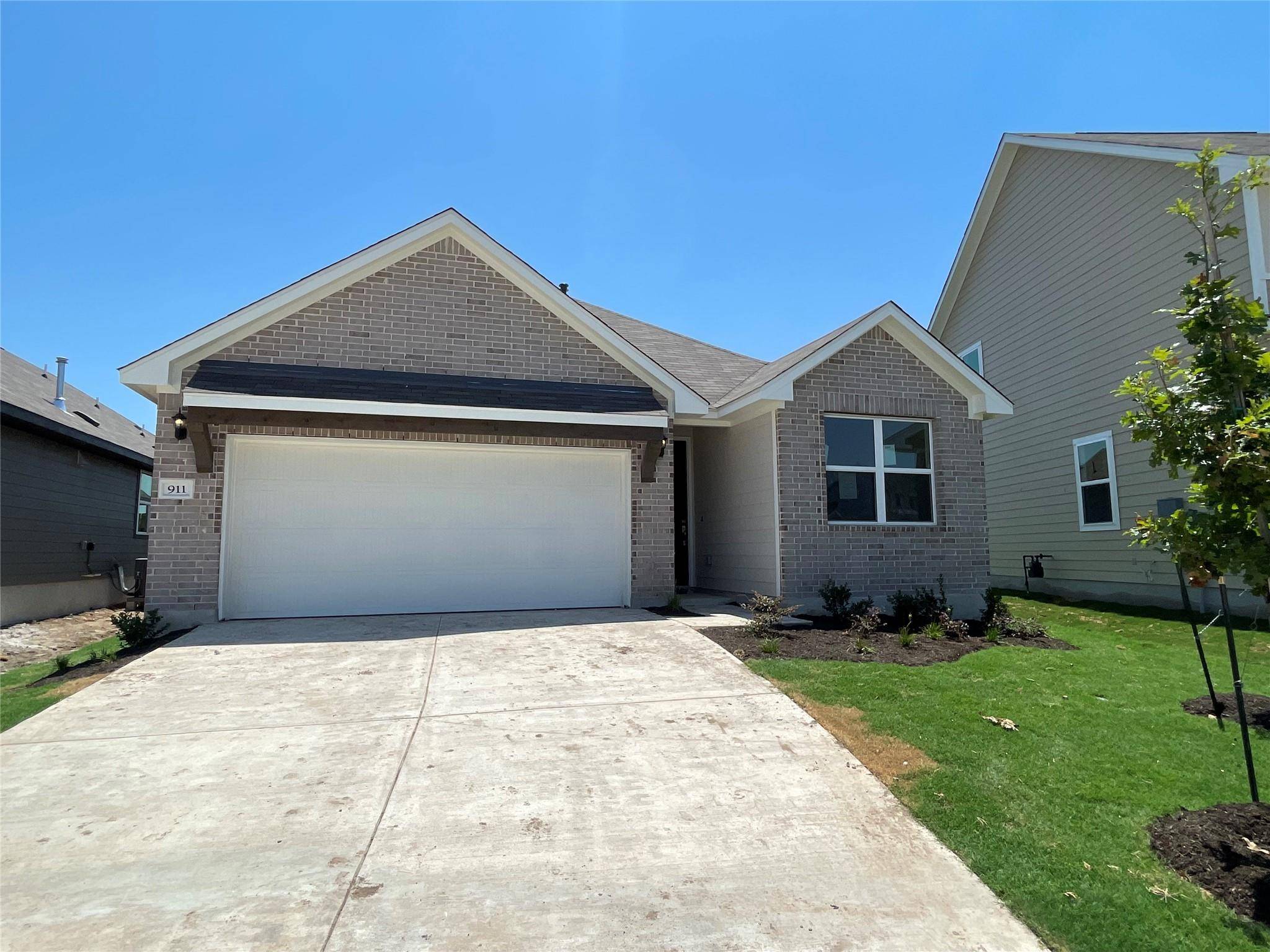 911 Palo Brea LOOP, Hutto, TX 78634