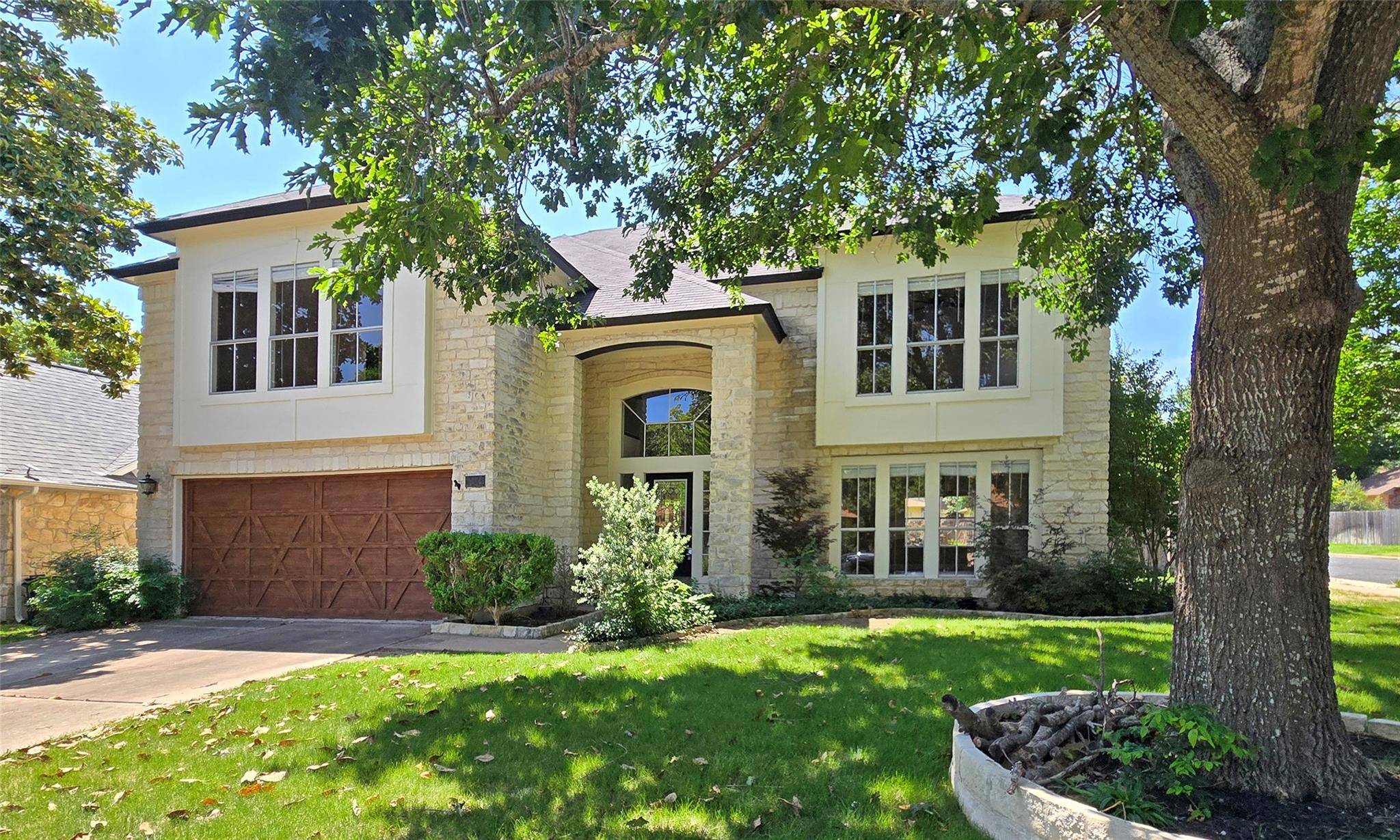 1814 Lobelia DR, Cedar Park, TX 78613