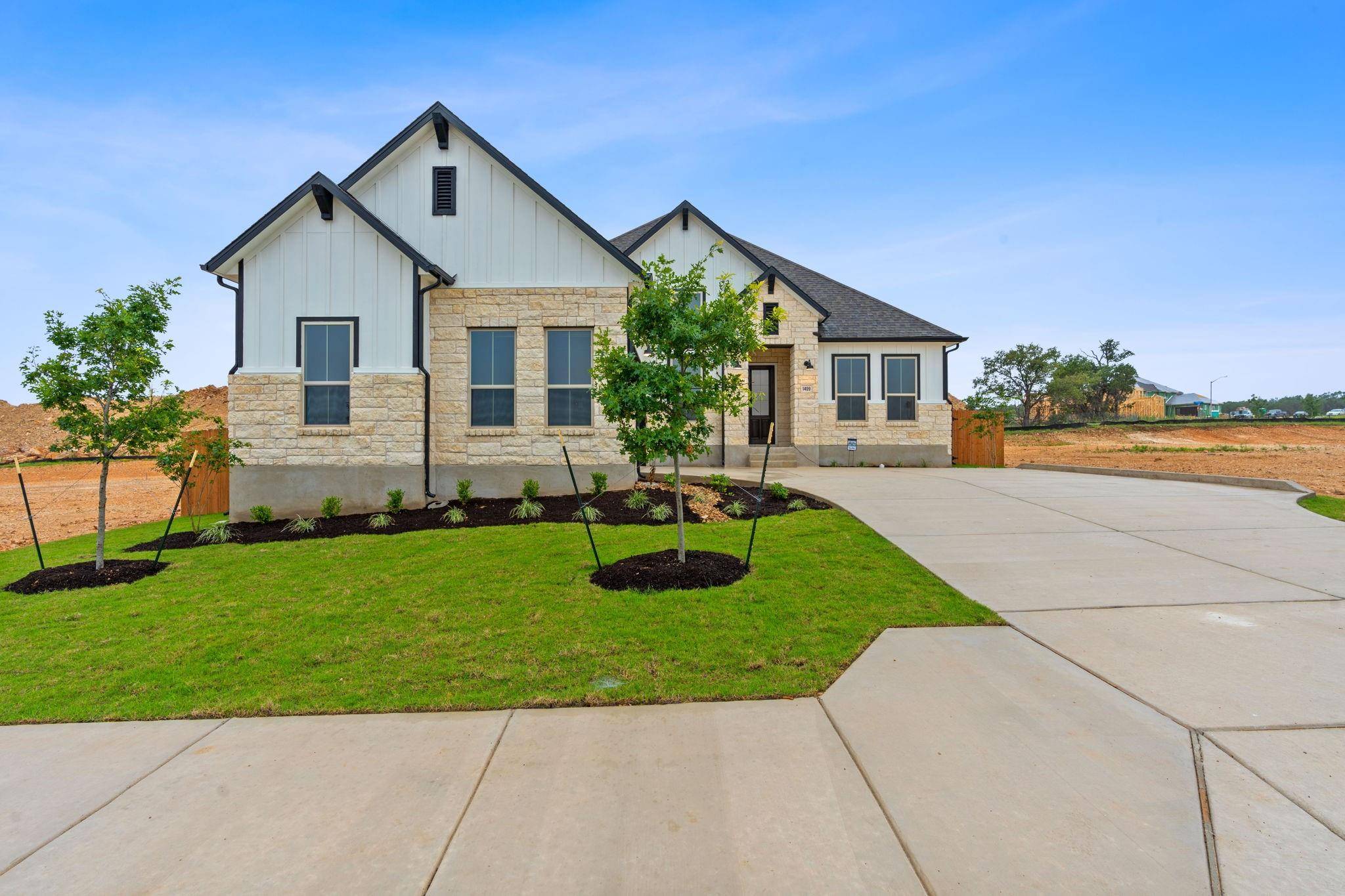 1409 Shelby LN, Georgetown, TX 78628