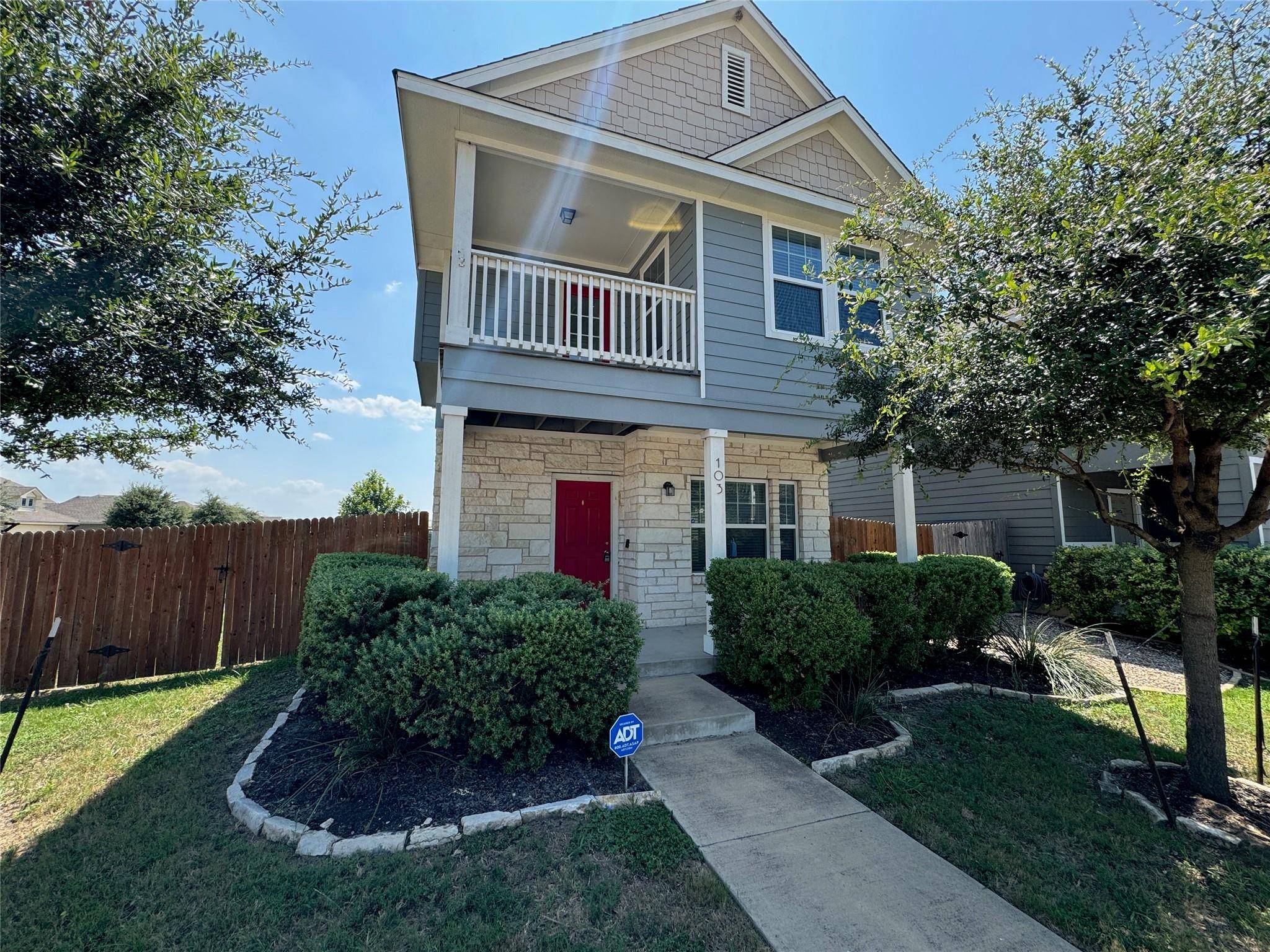103 Friendship Oak DR, San Marcos, TX 78666