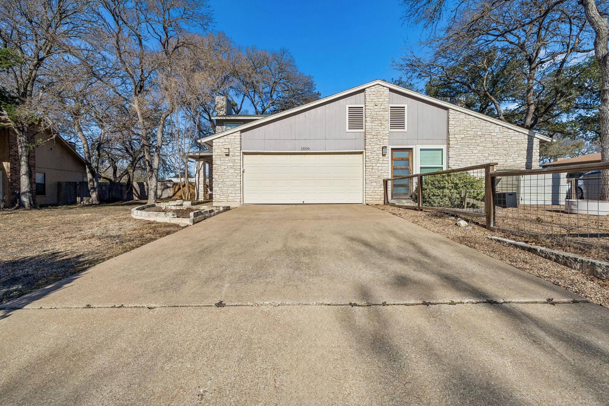 1500 Aquifer CV #B, Austin, TX 78746