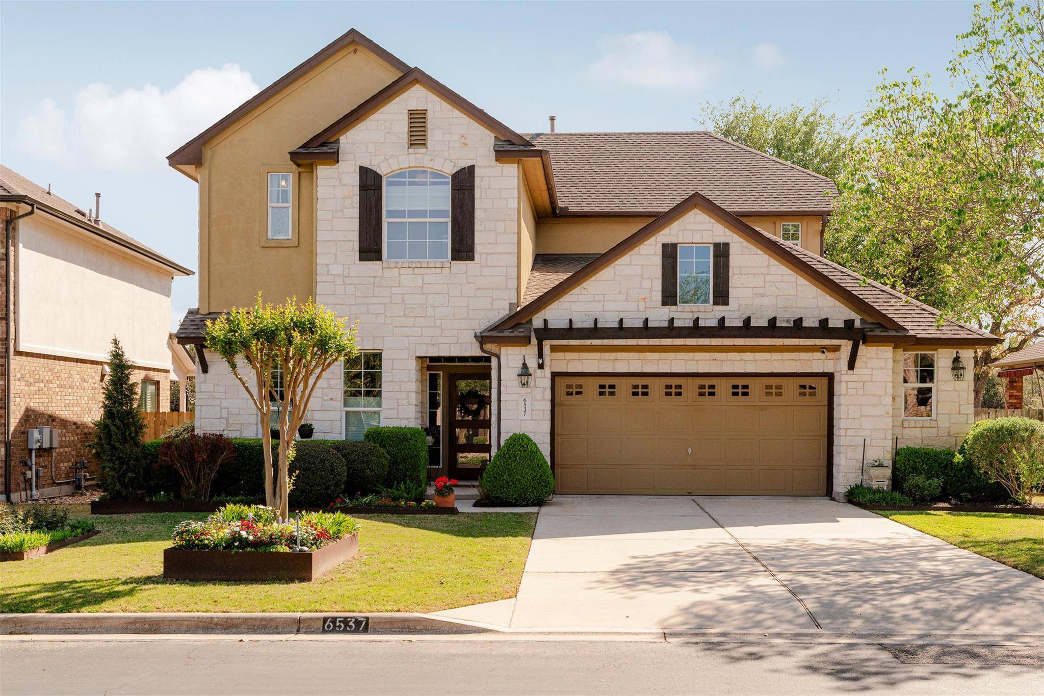 6537 Estana LN, Austin, TX 78739