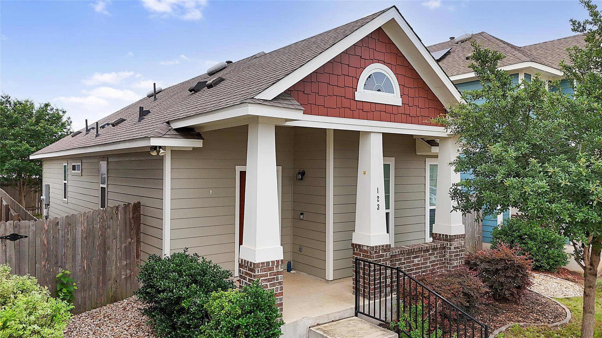 123 Frasier DR, San Marcos, TX 78666