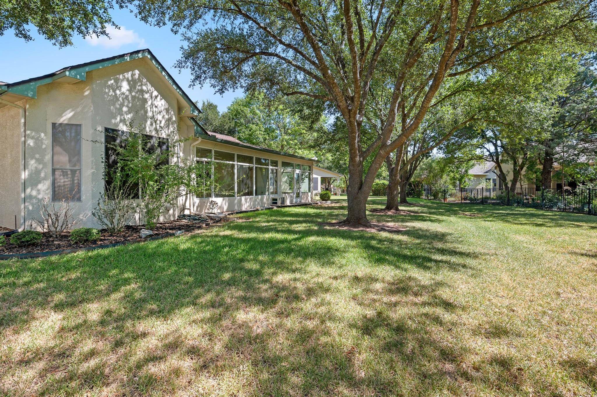 105 Stetson CIR, Georgetown, TX 78633