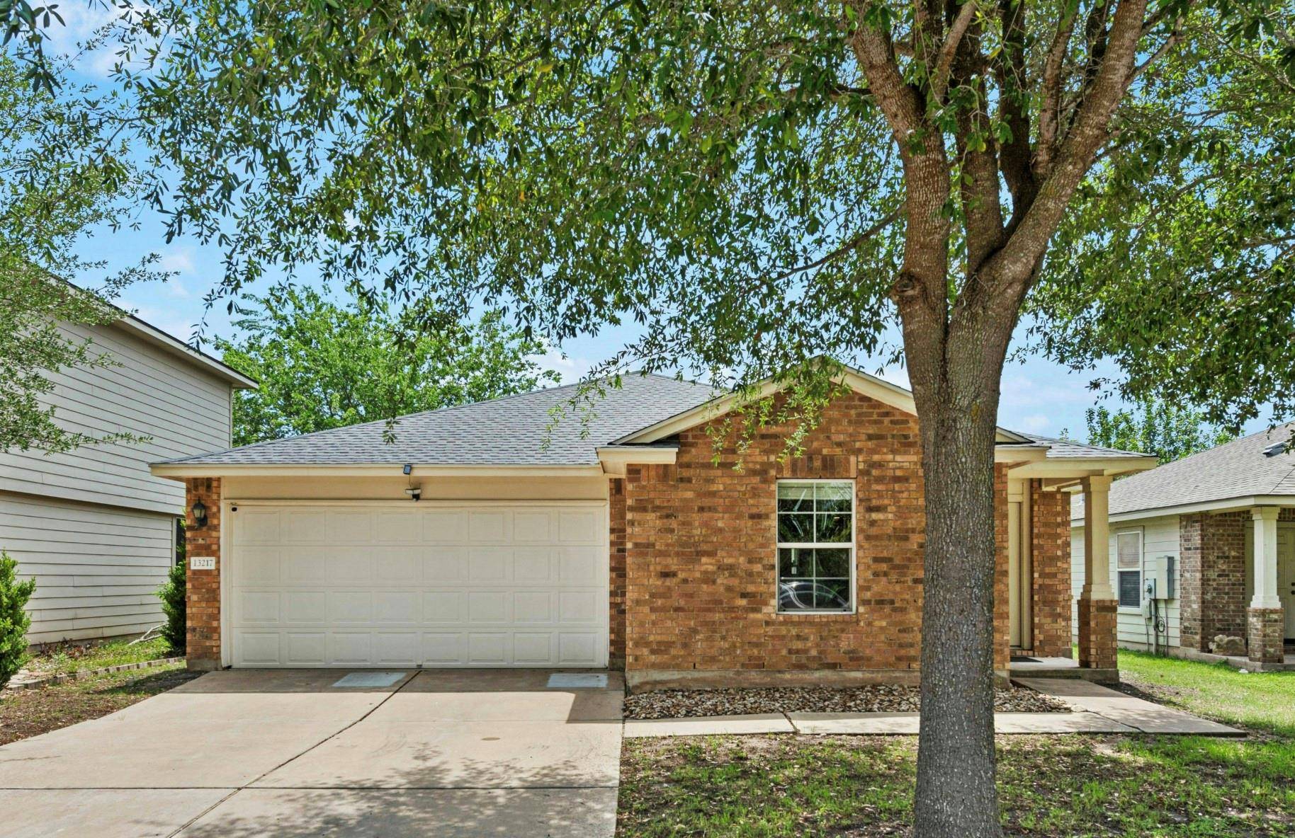 13217 High Sierra ST, Manor, TX 78653