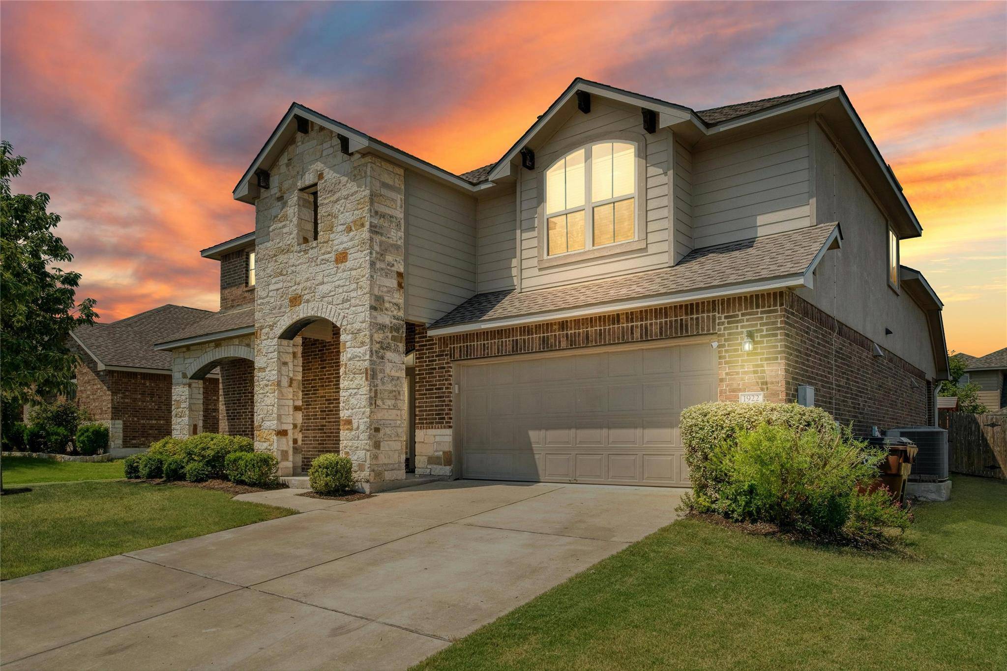 1922 Texoma DR, Round Rock, TX 78664