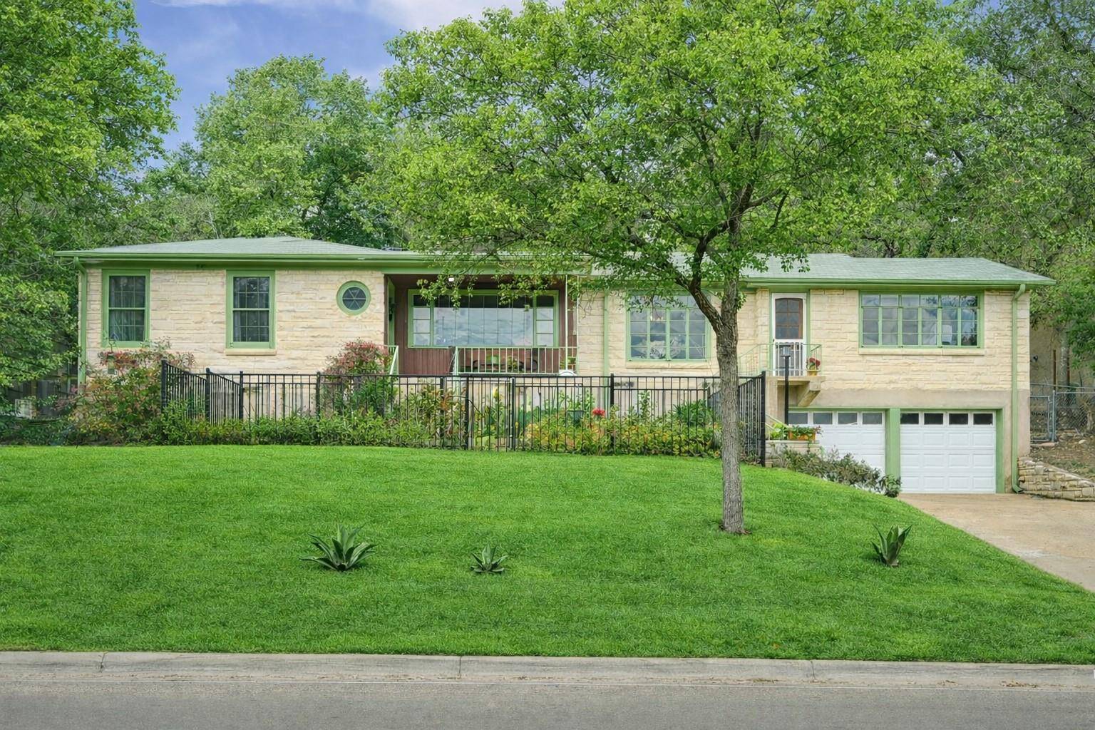 4804 Balcones DR, Austin, TX 78731
