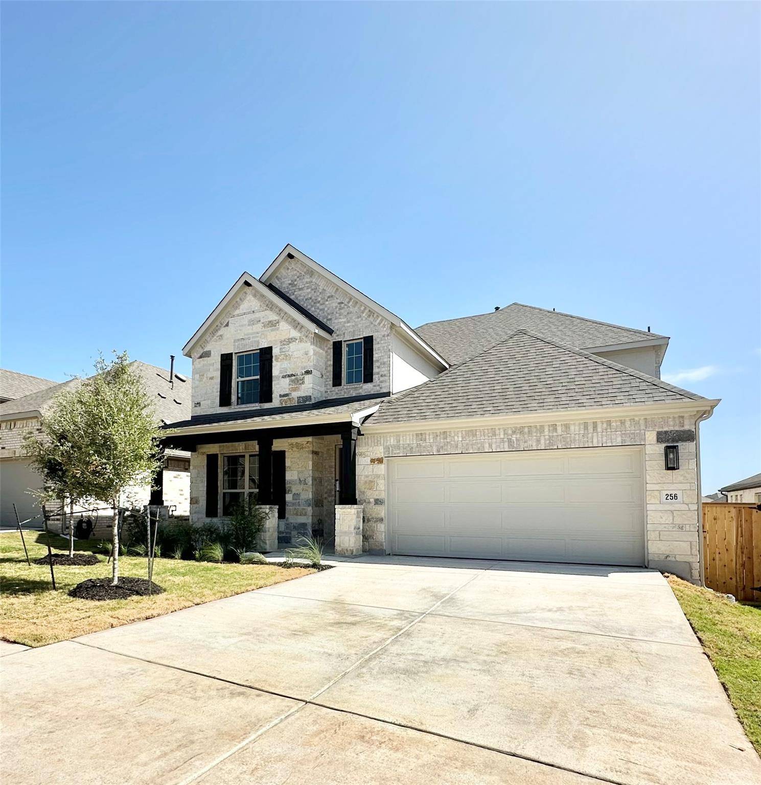 256 Du Bois LN, Kyle, TX 78640