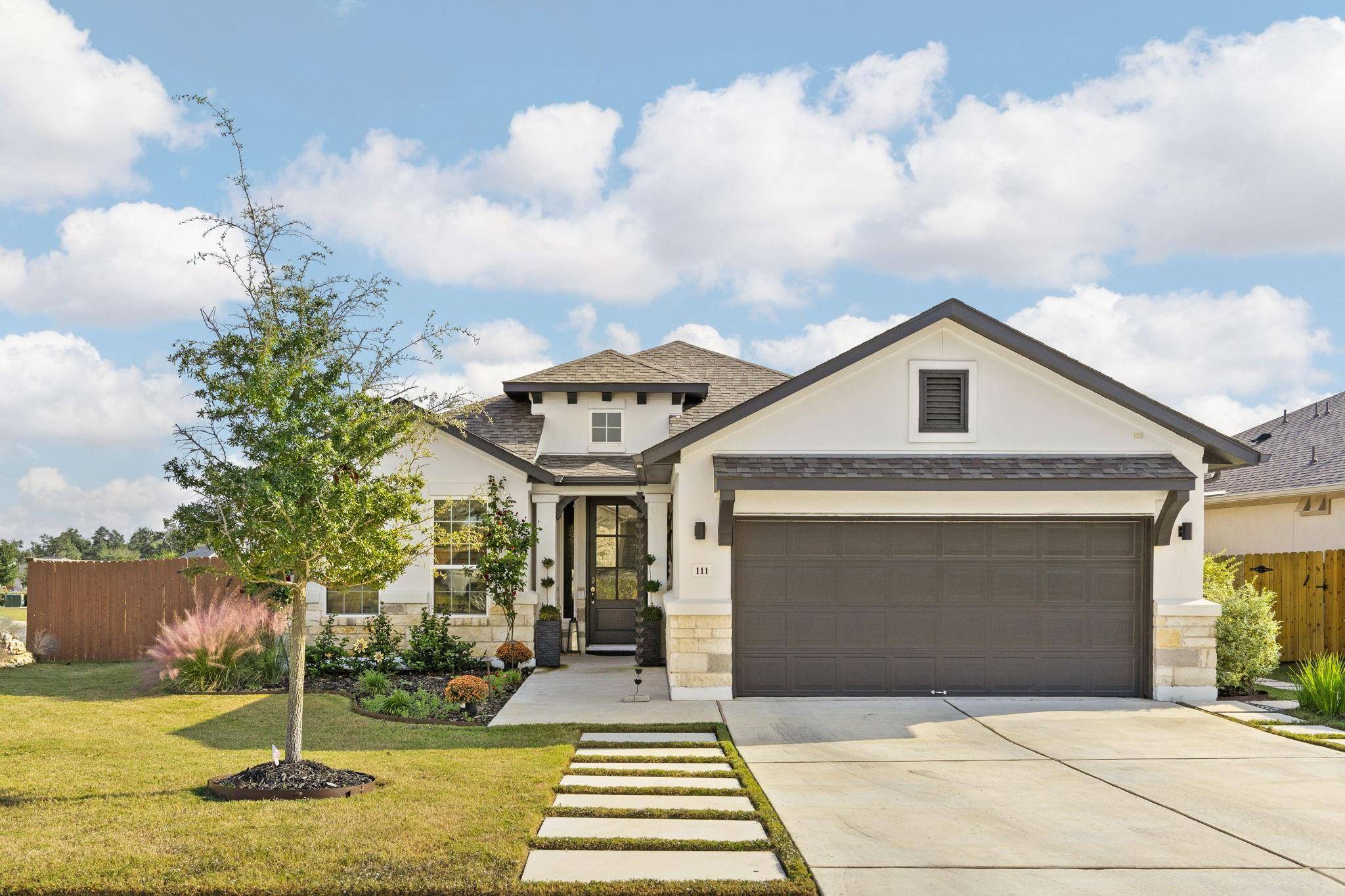 111 Nodena DR, Dripping Springs, TX 78620