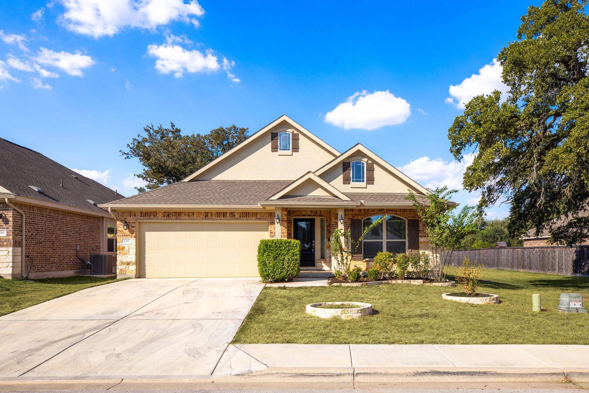 1212 Horizon View DR, Georgetown, TX 78628