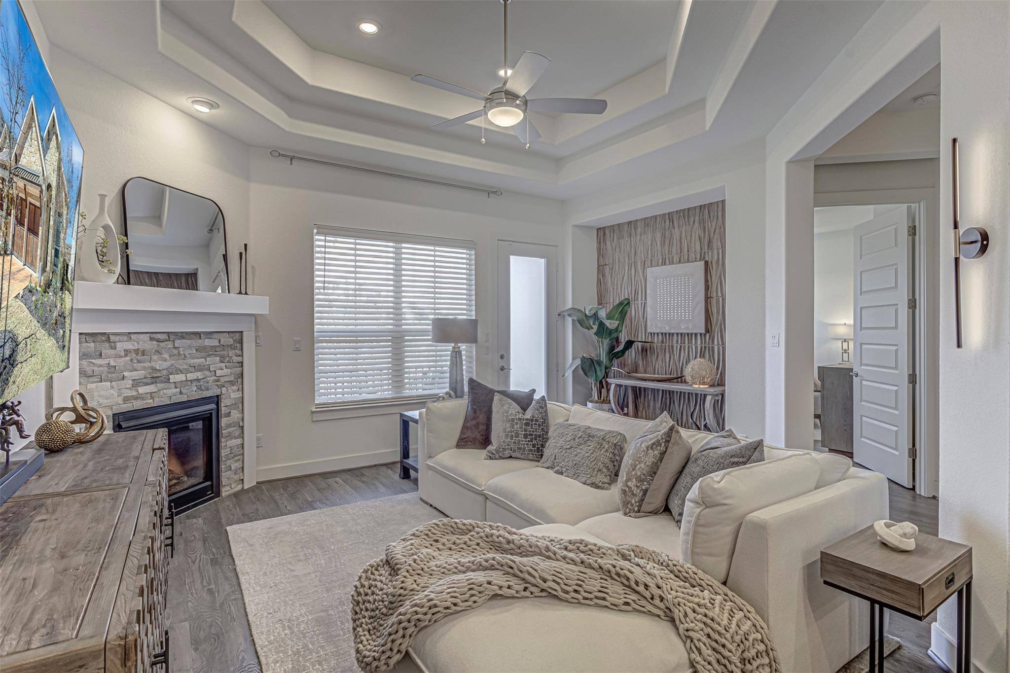 431 Cartwheel BND #90, Austin, TX 78738