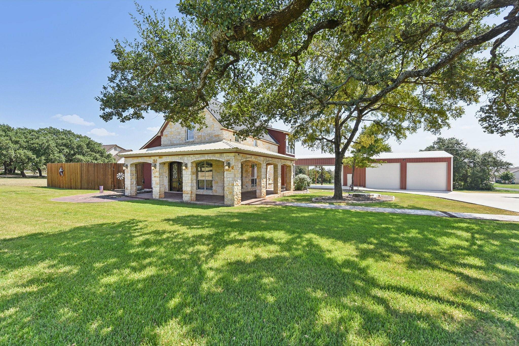 100 Deck RD, Georgetown, TX 78633