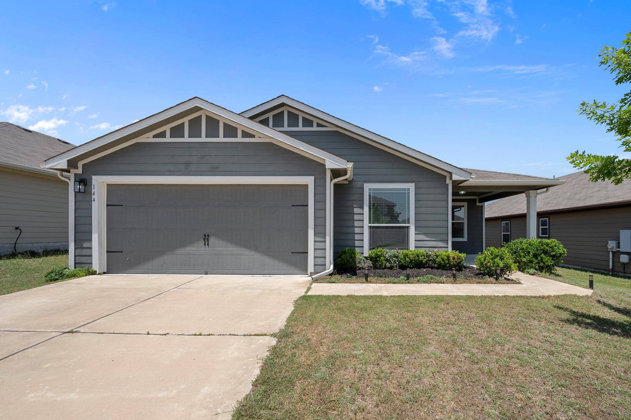 144 Sulphur River LOOP, Hutto, TX 78634