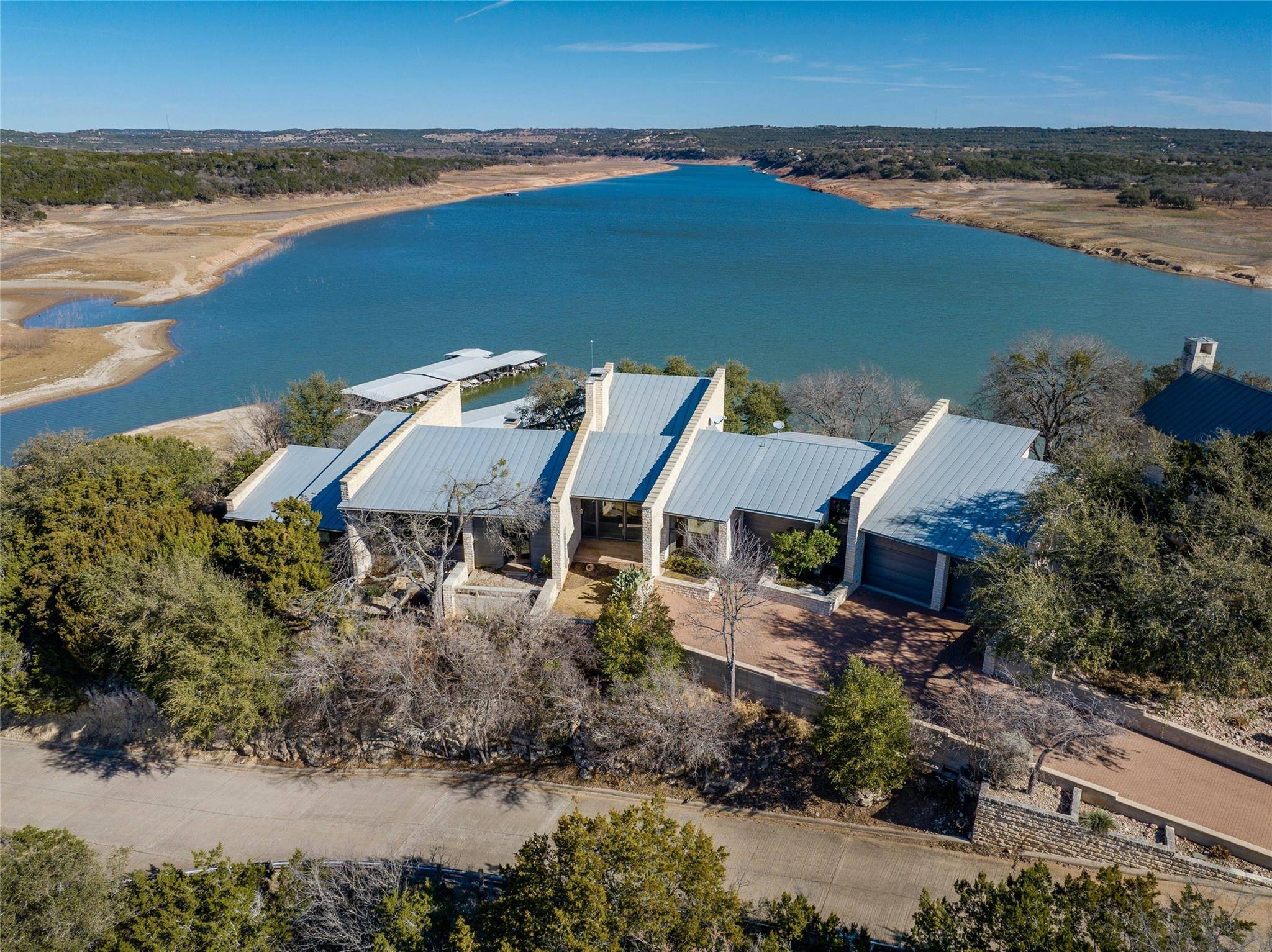 2917 Marina Shores DR, Spicewood, TX 78669