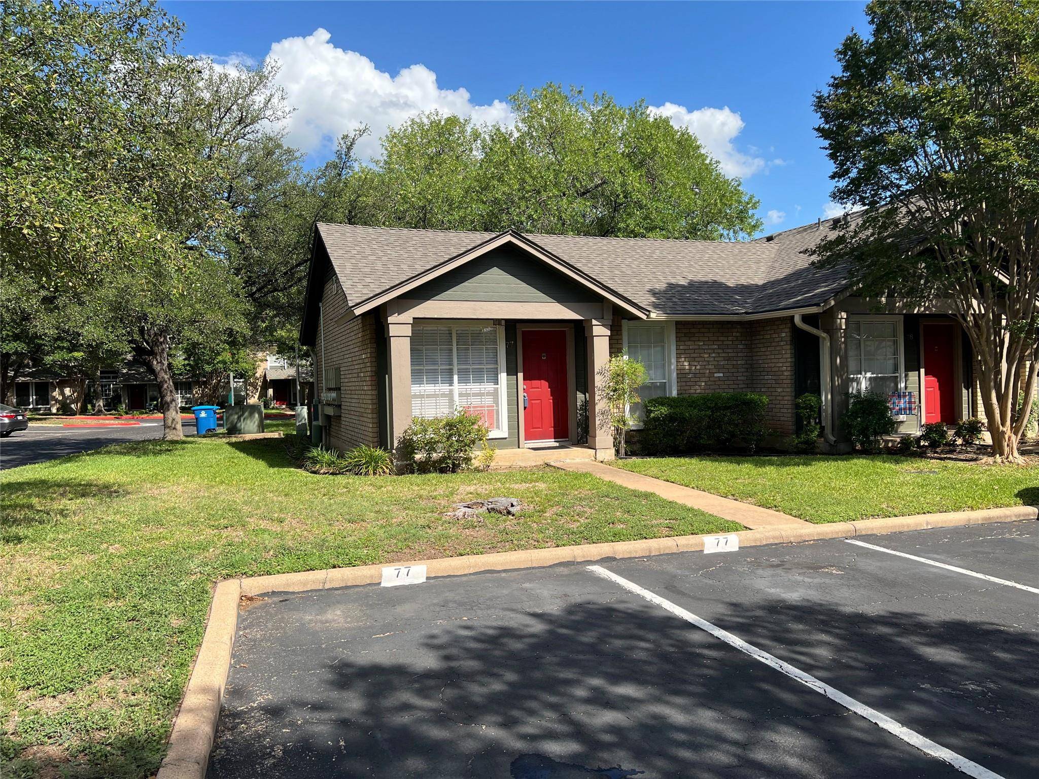 1015 E Yager LN #77, Austin, TX 78753