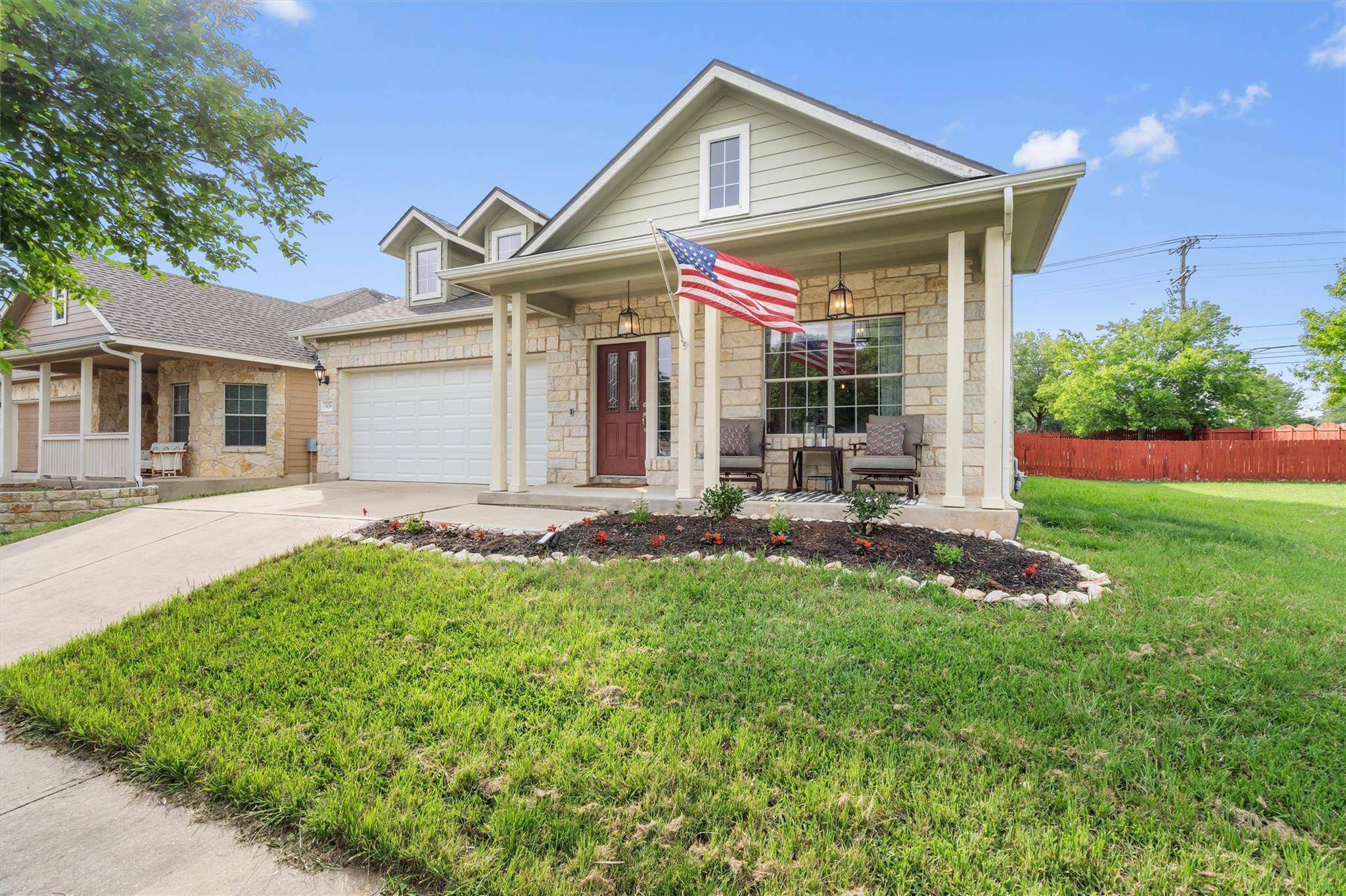 909 Elmwood DR, Georgetown, TX 78628