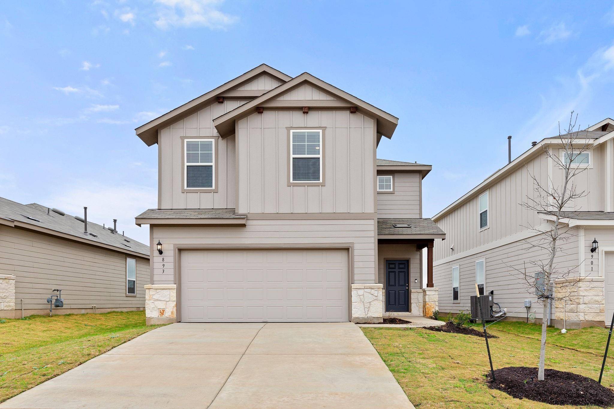 893 Papaya DR, Buda, TX 78610