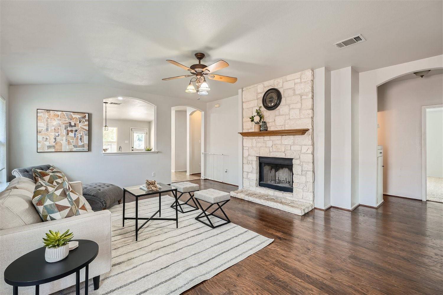 127 Star Of Texas DR, Kyle, TX 78640