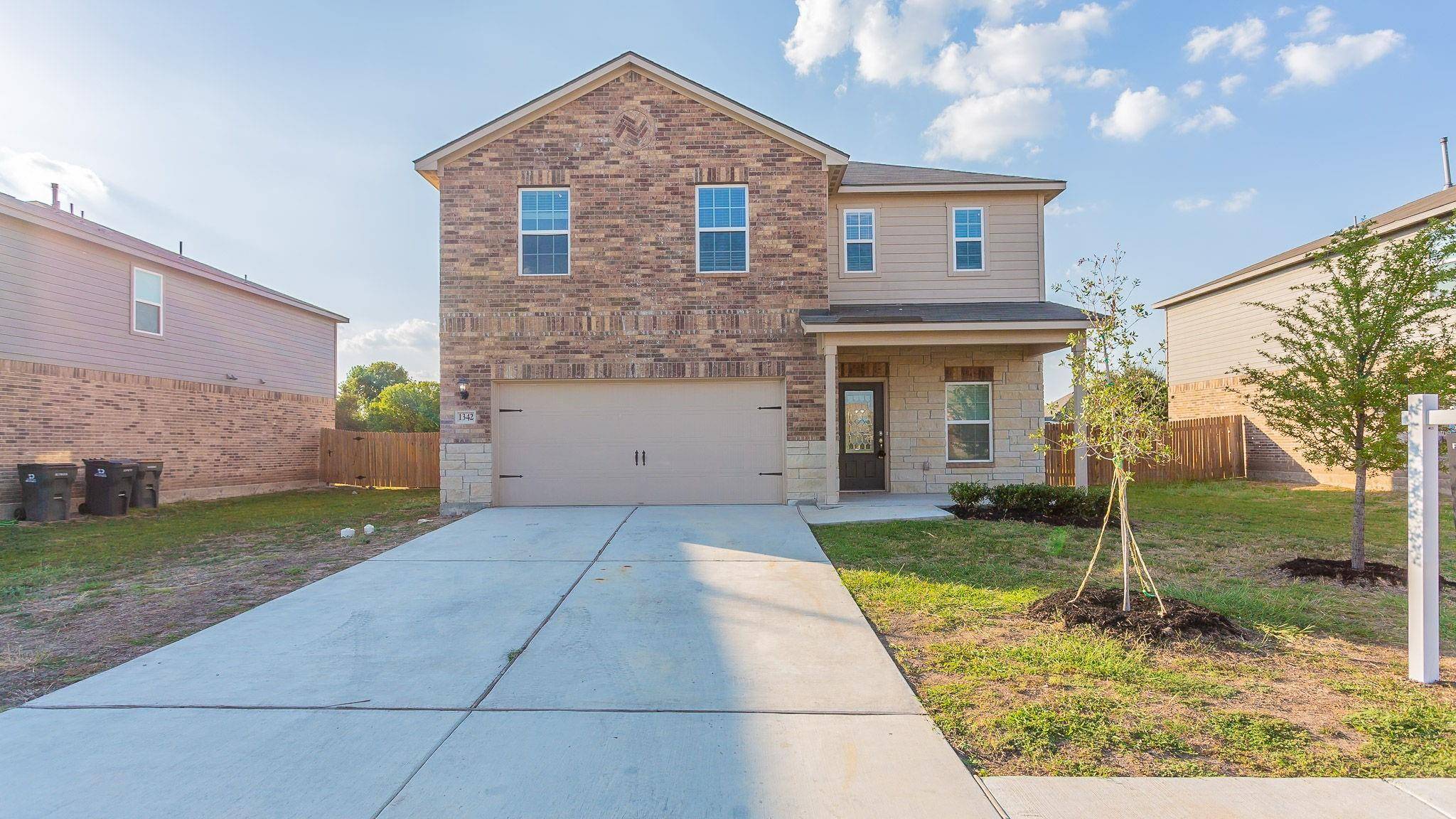 1342 Treeta TRL, Kyle, TX 78640