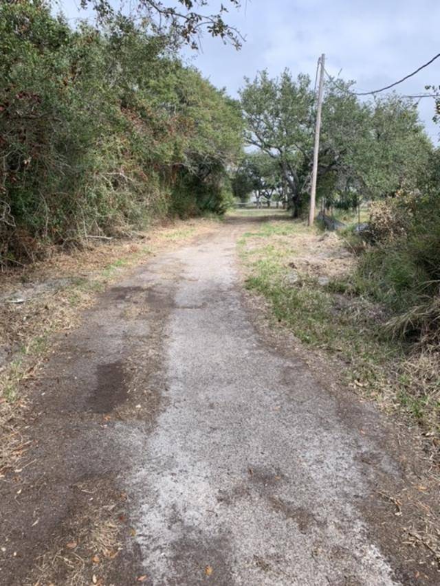 651 Jacoby LN, Aransas Pass, TX 78336
