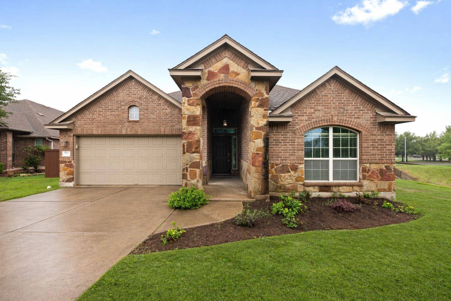 9513 Bentley Garner LN, Austin, TX 78748