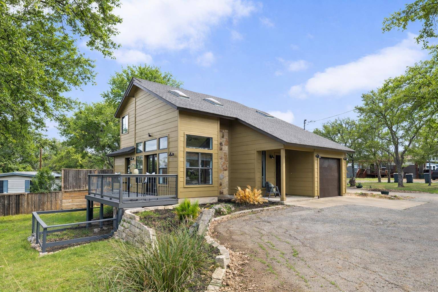 1500 Miami DR #B, Austin, TX 78733