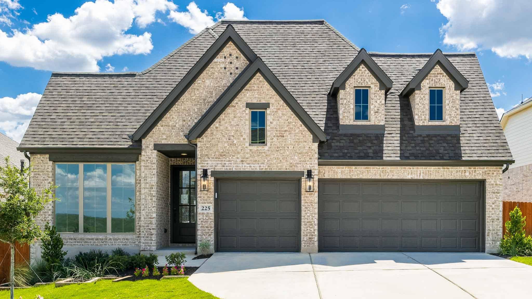 225 Sheepdog DR, Liberty Hill, TX 78642