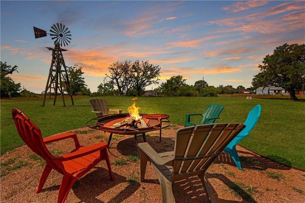 207 Sunday CIR, Fredericksburg, TX 78624