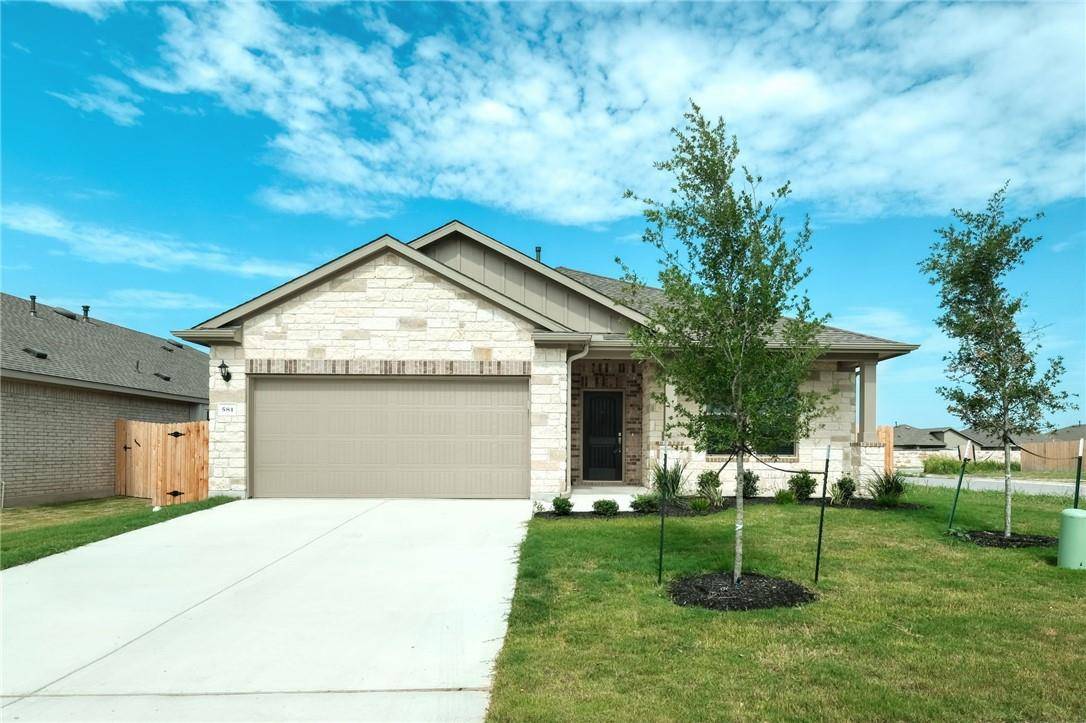 581 Elm Green ST, Hutto, TX 78634