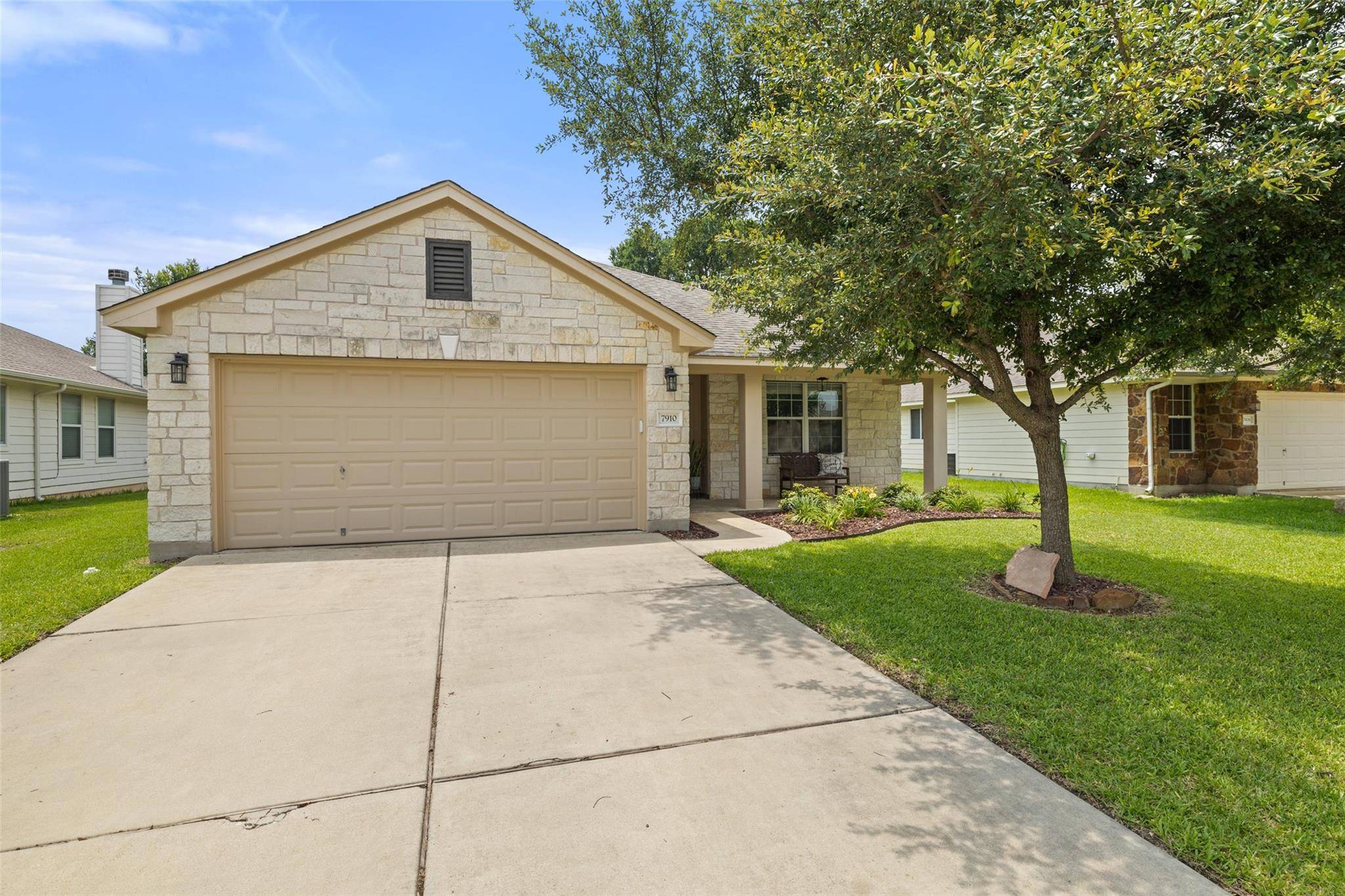 7910 Pebble Creek DR, Georgetown, TX 78628