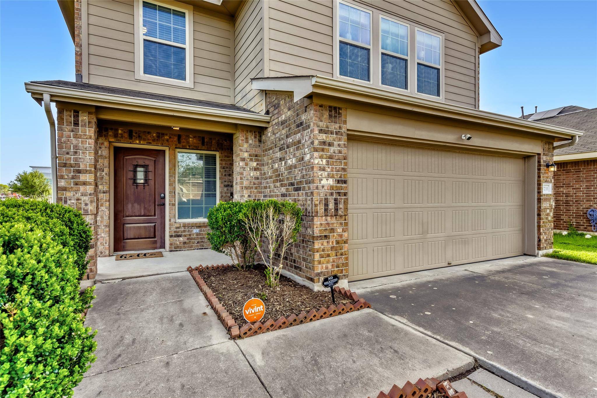 7233 Crestone RD, Austin, TX 78744