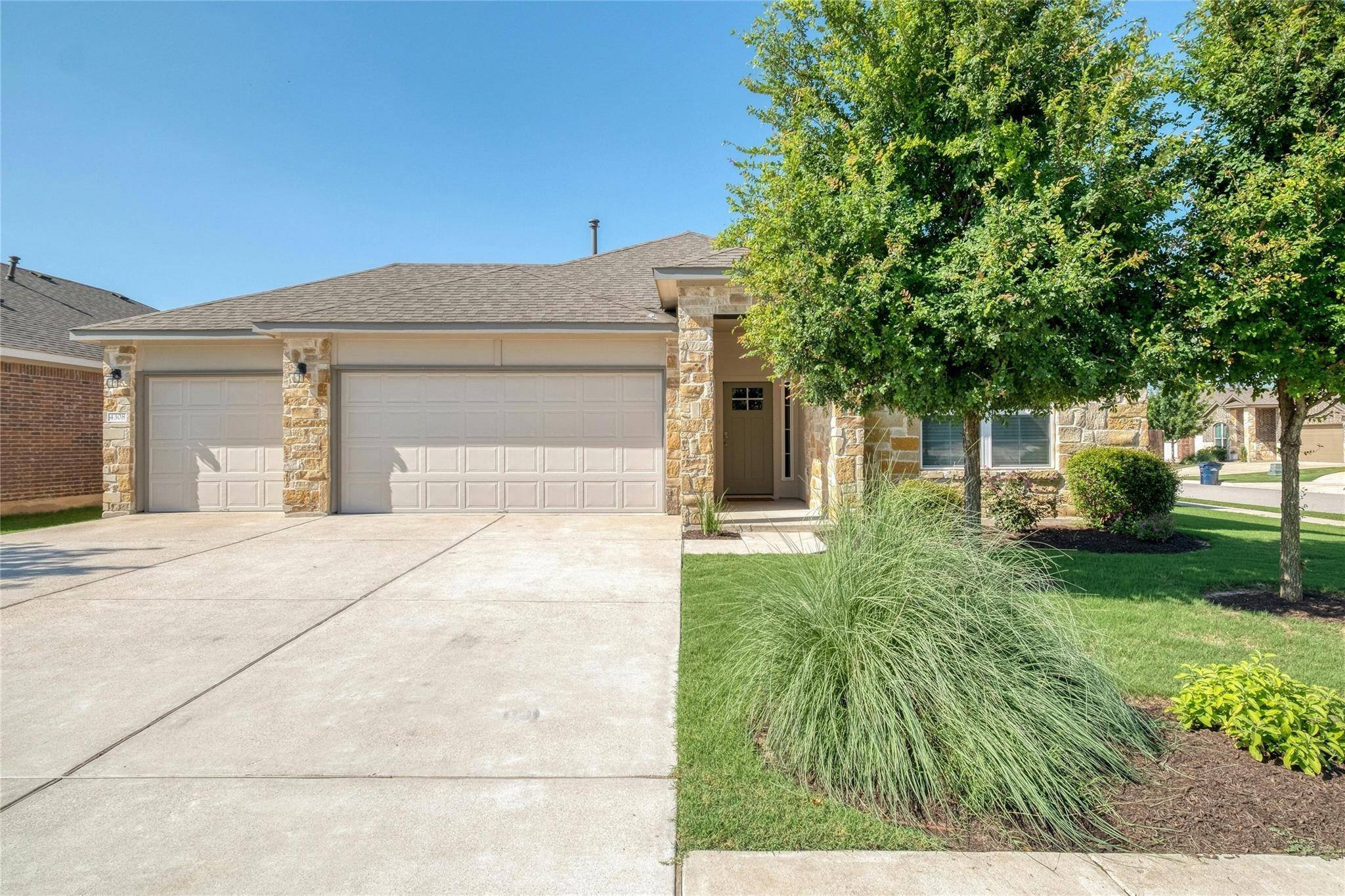 4308 Rockbrook Farms LN, Georgetown, TX 78628