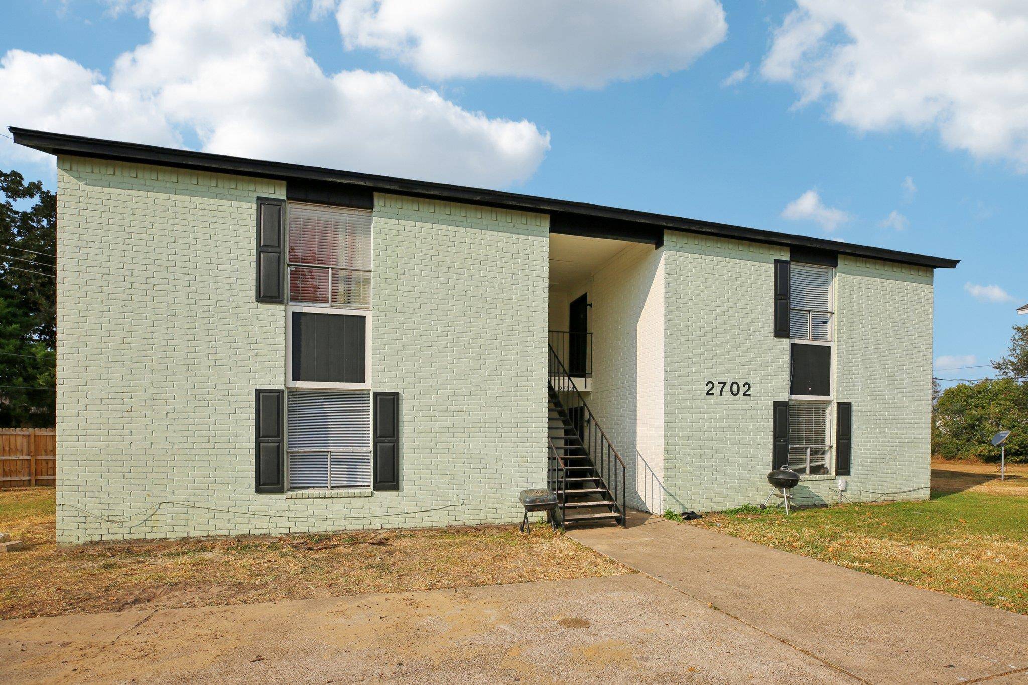 2702 Evergreen CIR, Bryan, TX 77801