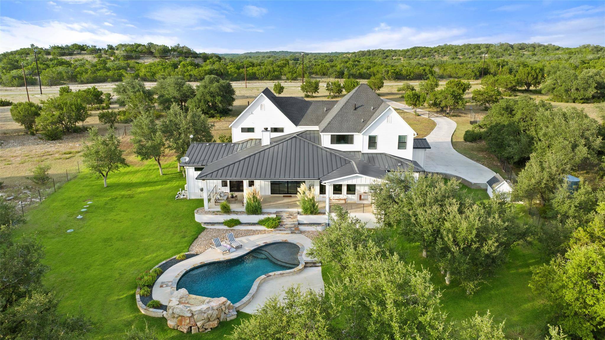 8151 W Fitzhugh RD, Dripping Springs, TX 78620