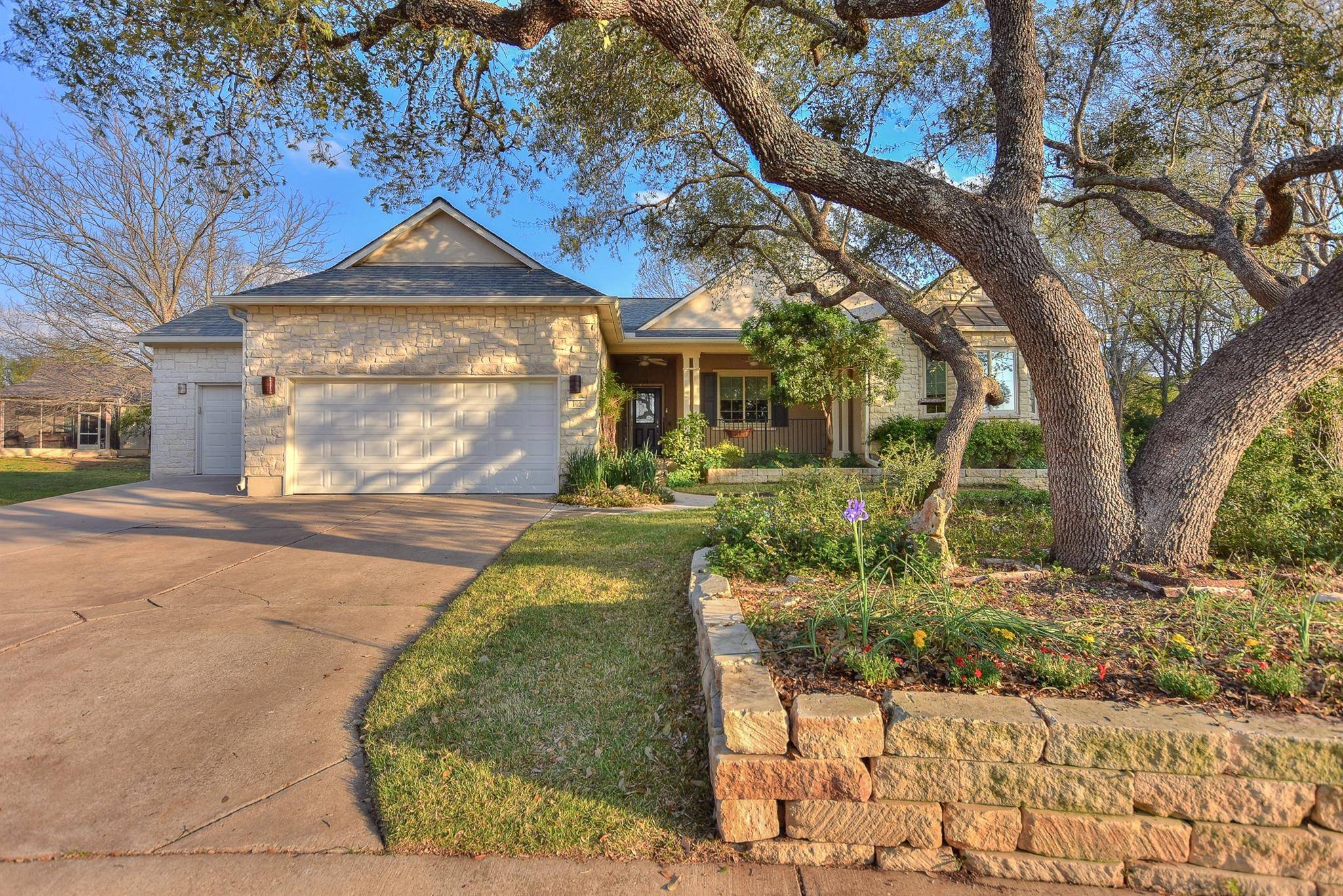 105 Waller CT, Georgetown, TX 78633