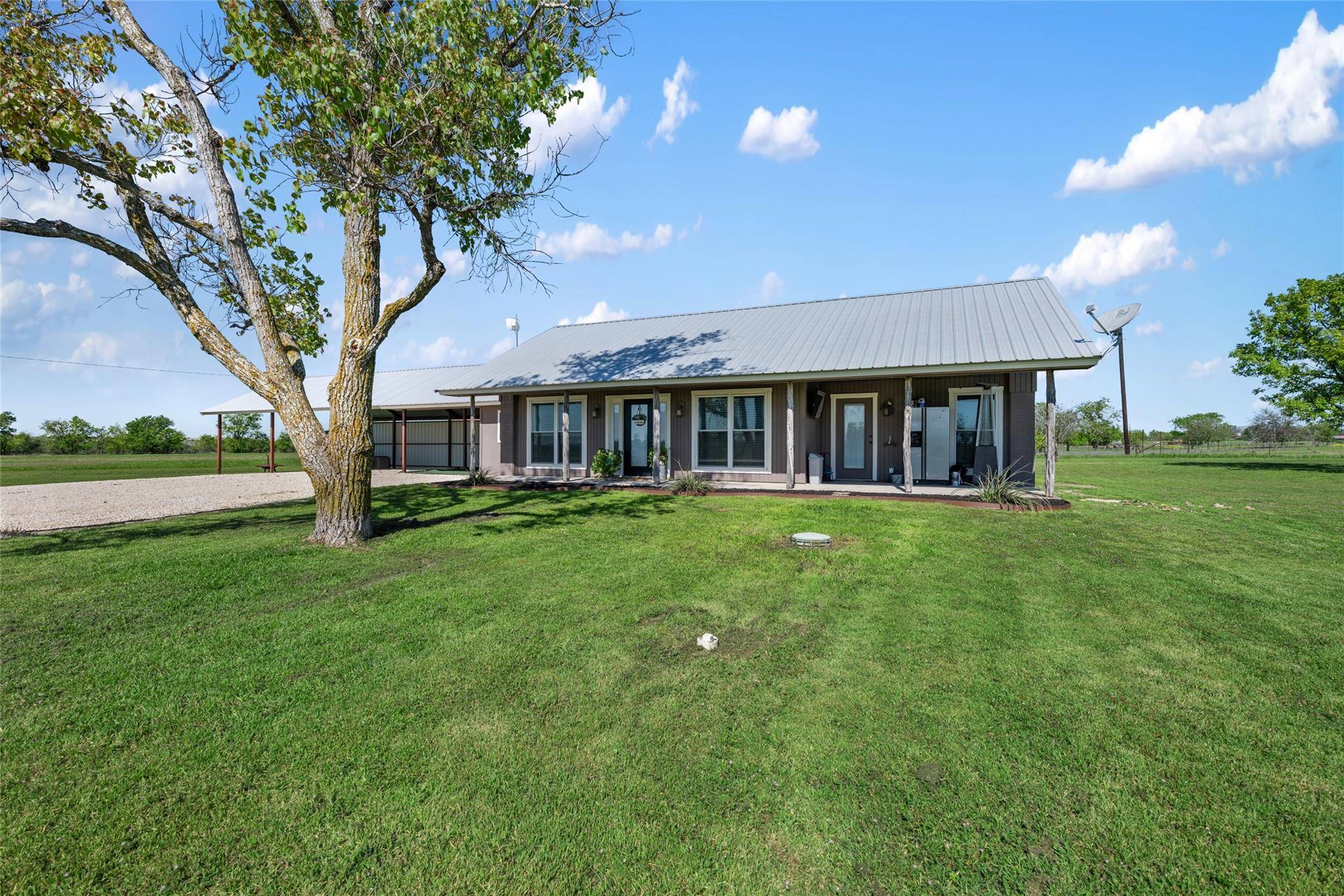 3350 County Road 303, Jarrell, TX 76537