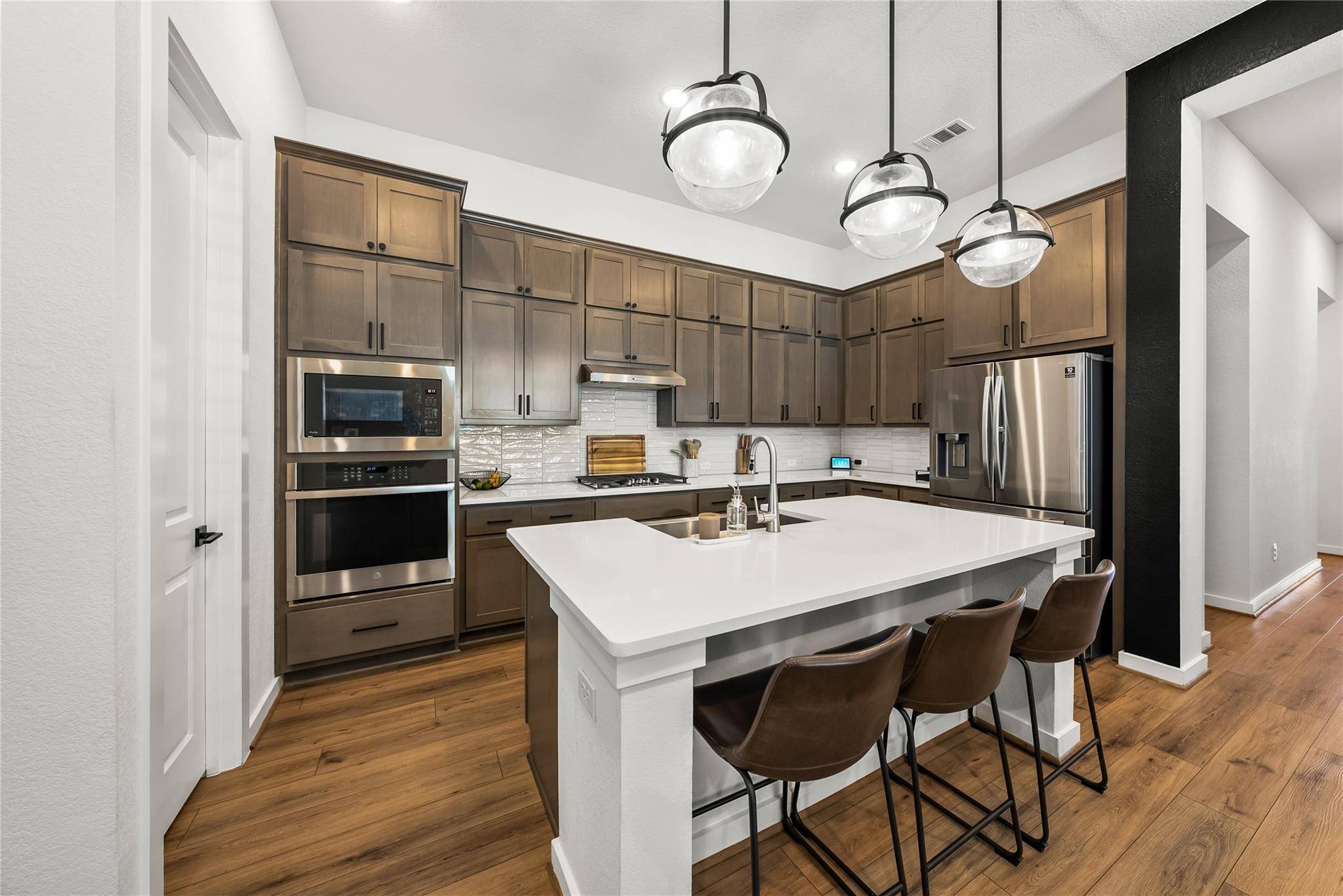 317 Diamondback DR, Georgetown, TX 78628