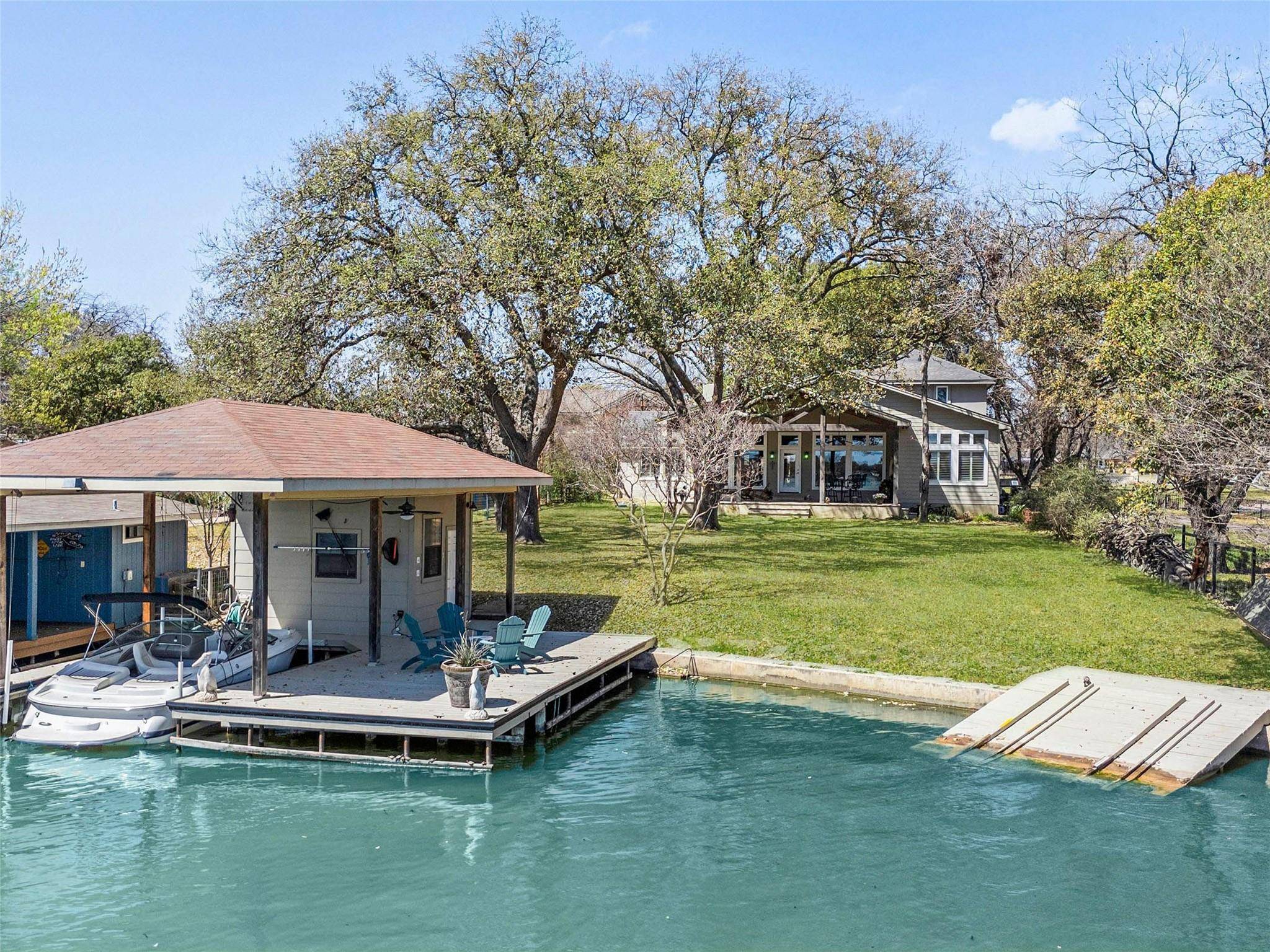 300 E Heron DR, Marble Falls, TX 78654
