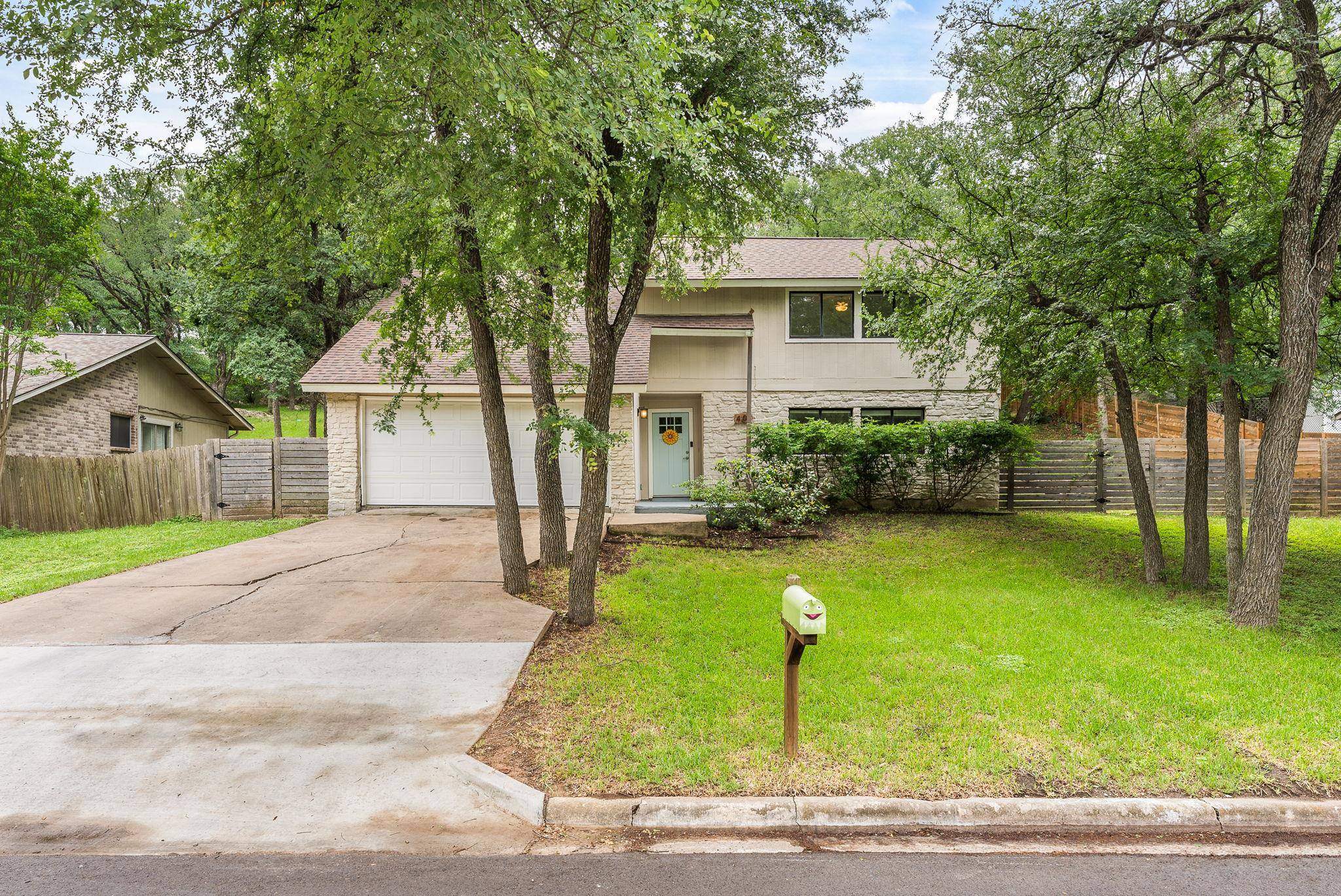 401 Deerfoot DR, Round Rock, TX 78664