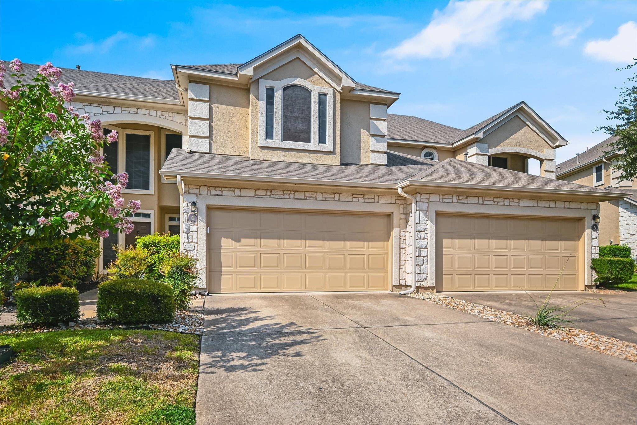 3300 Forest Creek DR #6, Round Rock, TX 78664