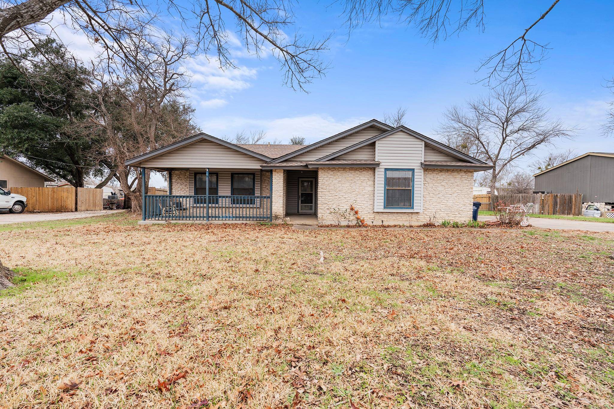 227 Spring Garden DR, Hutto, TX 78634