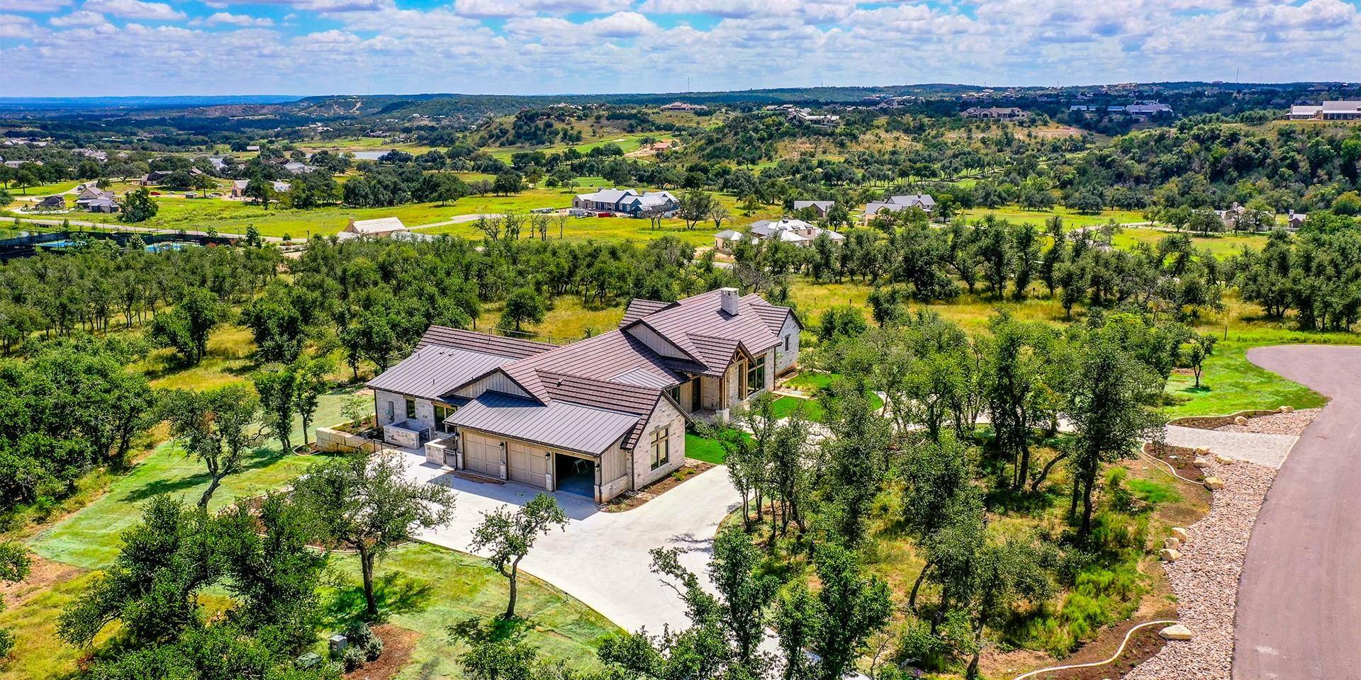 395 Lago Vista DR, Fredericksburg, TX 78624