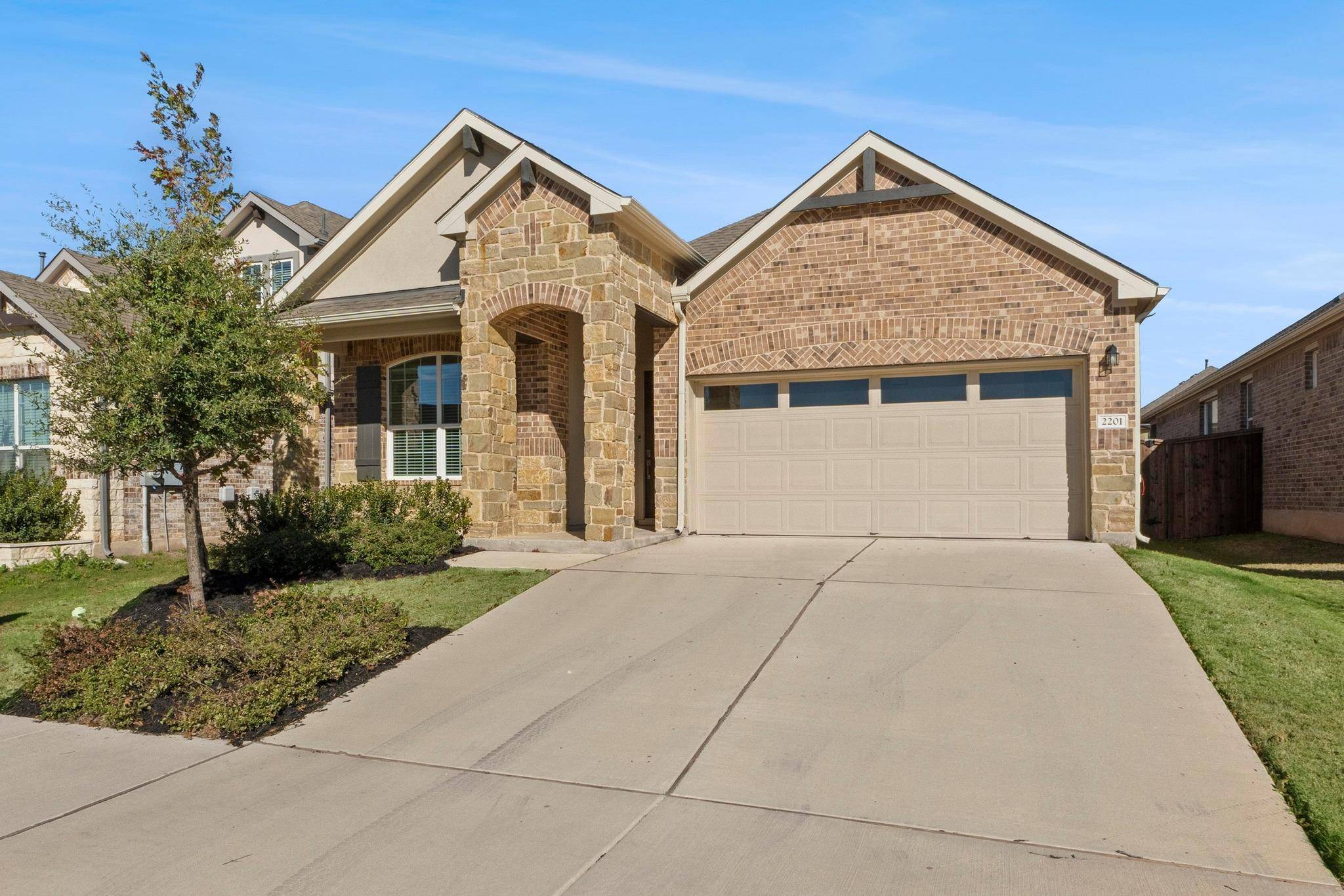2201 Bobtail PASS, Leander, TX 78641