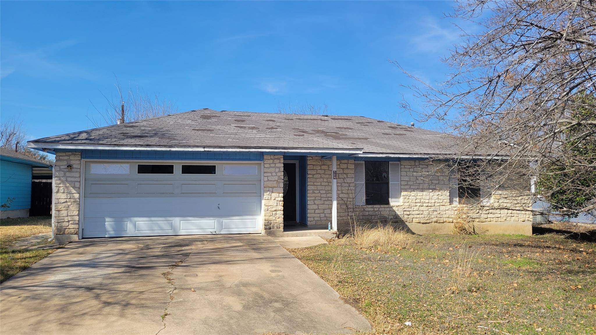 404 Meadowcreek CIR, Round Rock, TX 78664