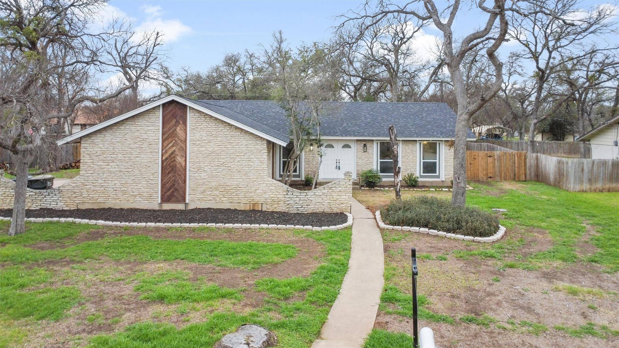 2102 Terry LN, Georgetown, TX 78628