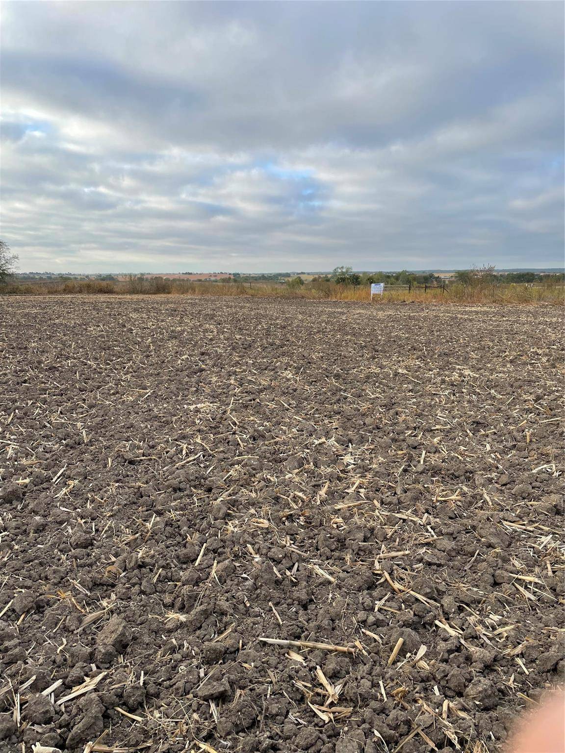 Cr 972 CR.972 RDS, Granger, TX 76530