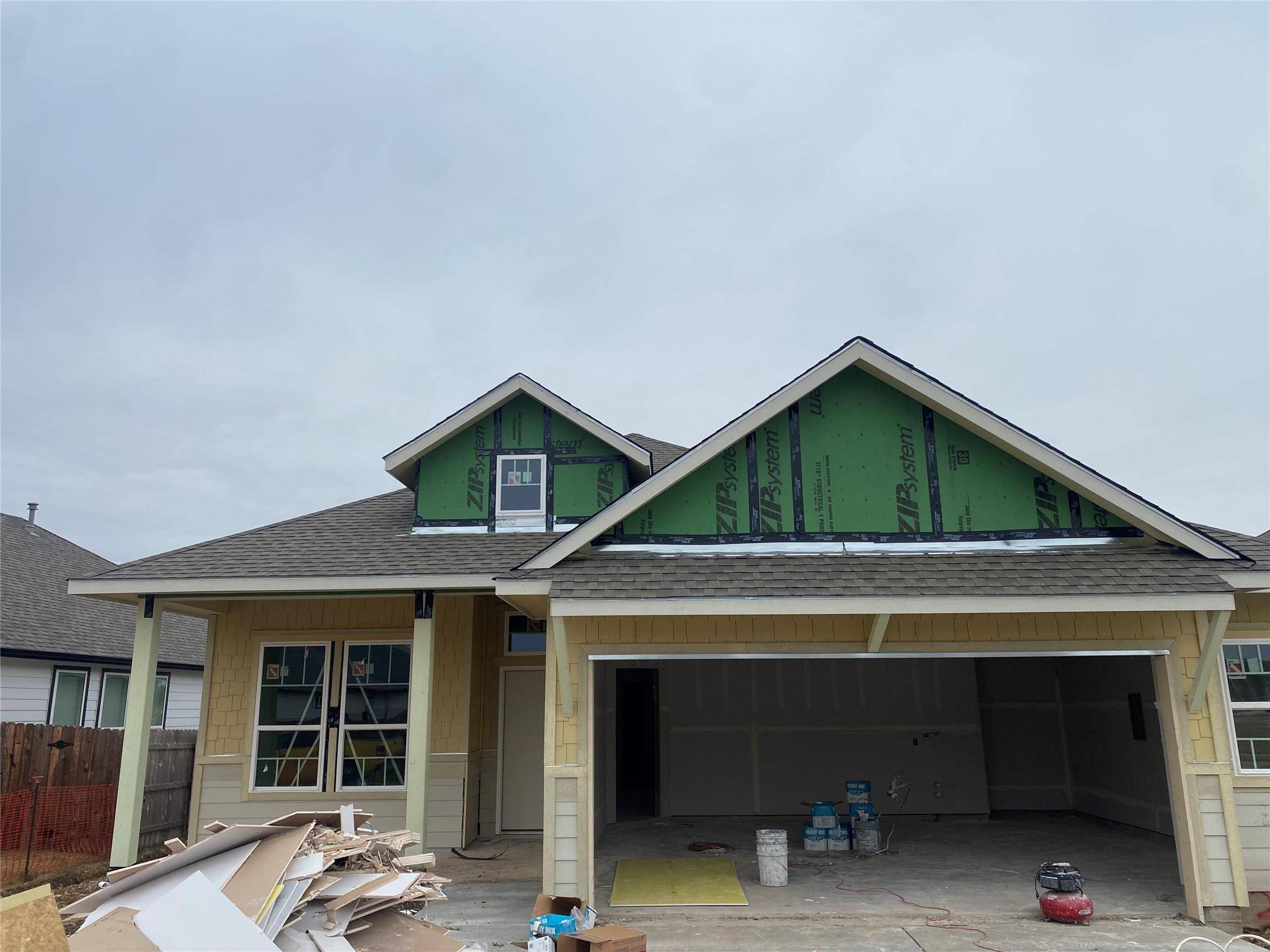 201 Arches DR, Kyle, TX 78640